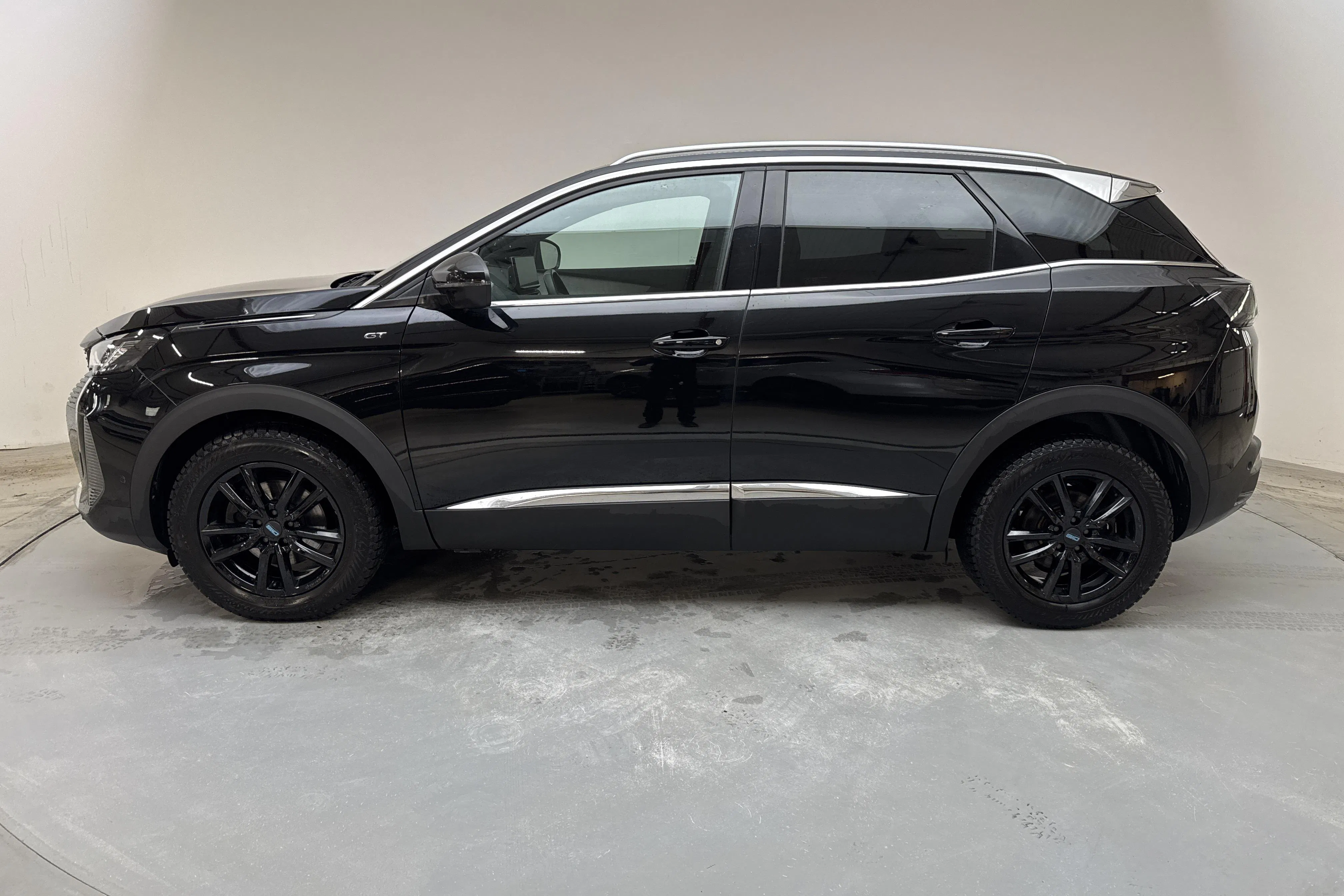 Presentation photo 2 of 14: Peugeot 3008 1.2 PureTech (130hk) - 61 460 km - Automatic - black - 2023