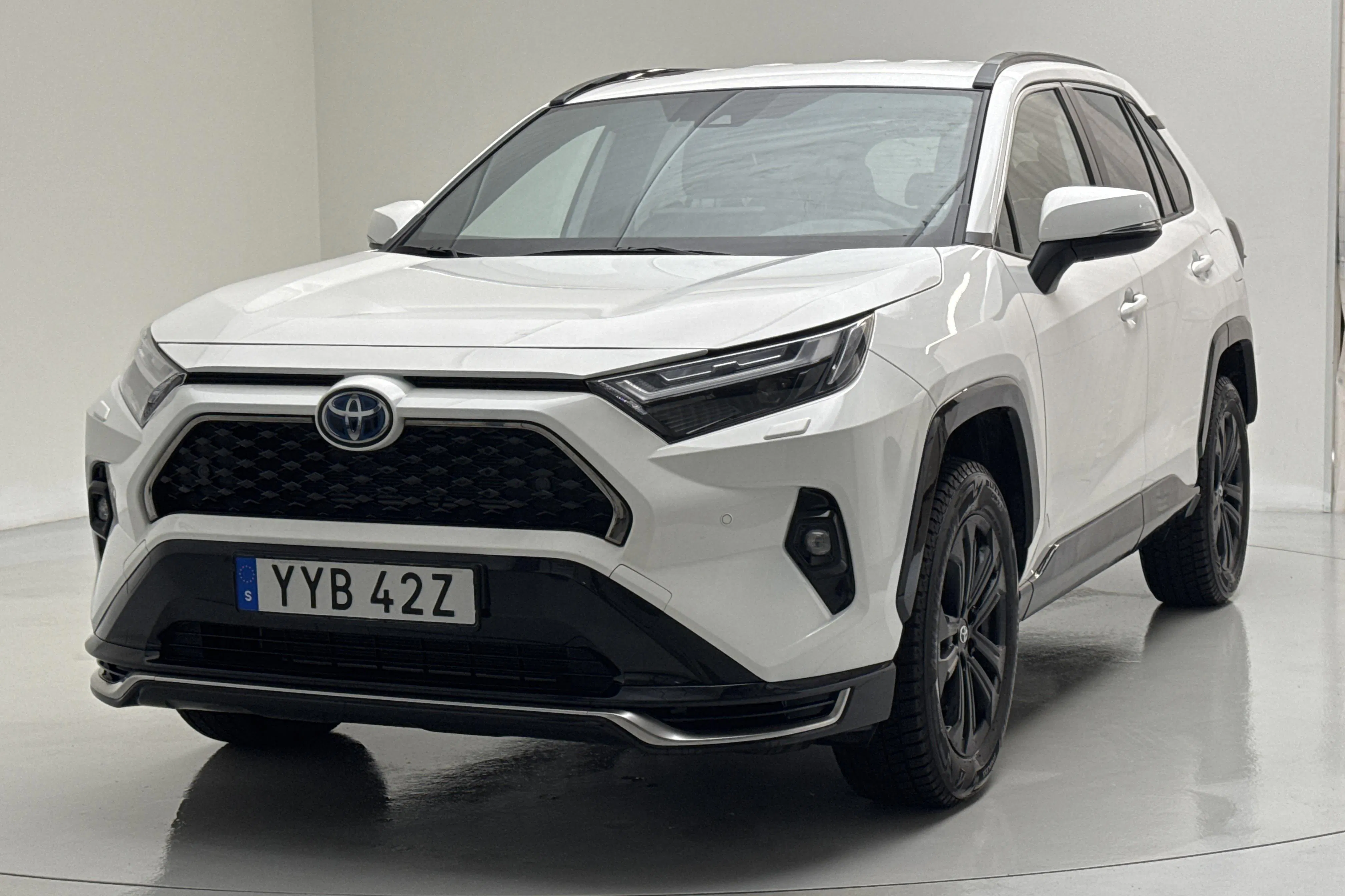 Toyota RAV4 2.5 Plug-in Hybrid AWDi (306hk)