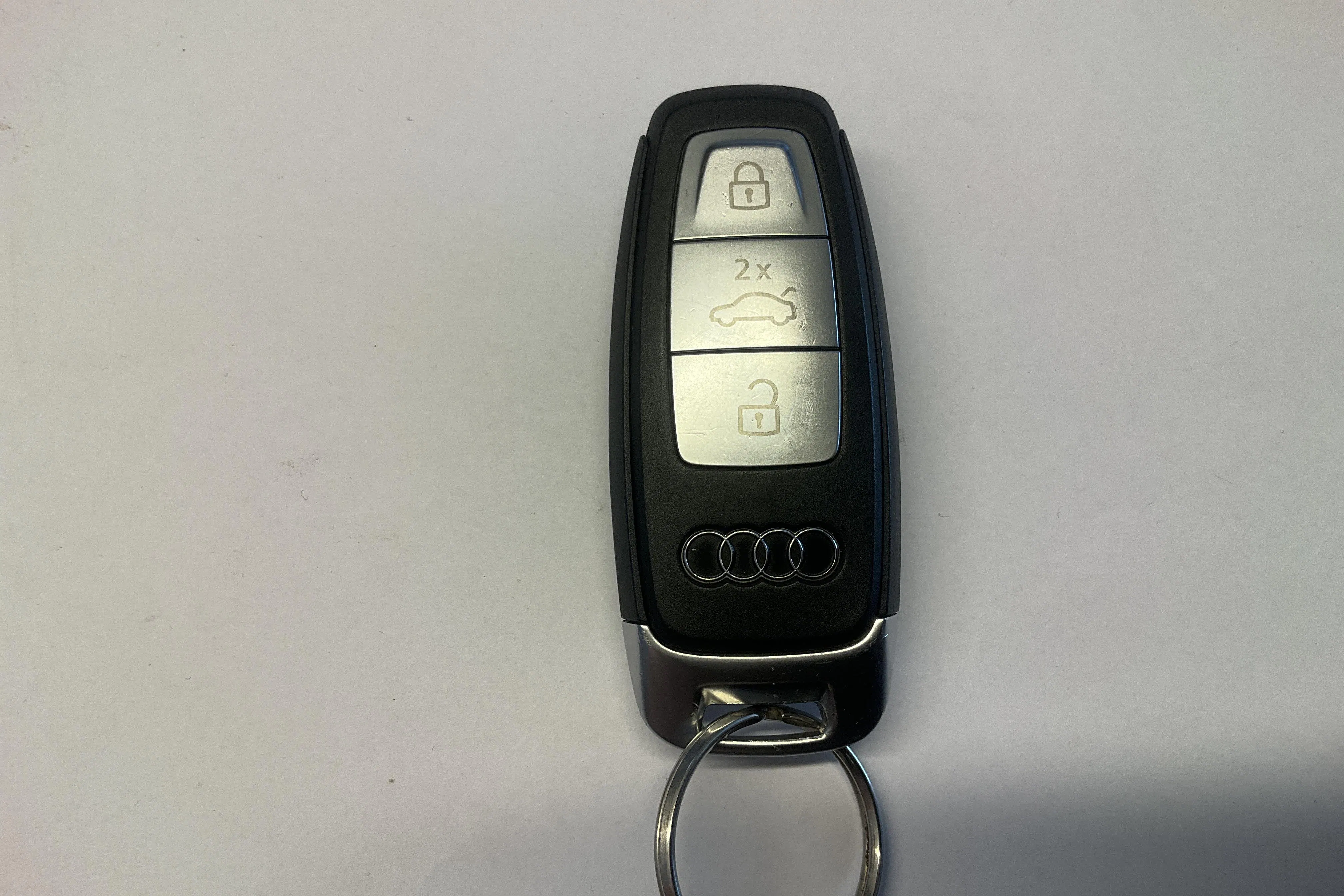 Presentationsfoto 19 av 19: Audi Q4 45 e-tron quattro 77kWh (265hk) - 6 165 mil - Automat - svart - 2023