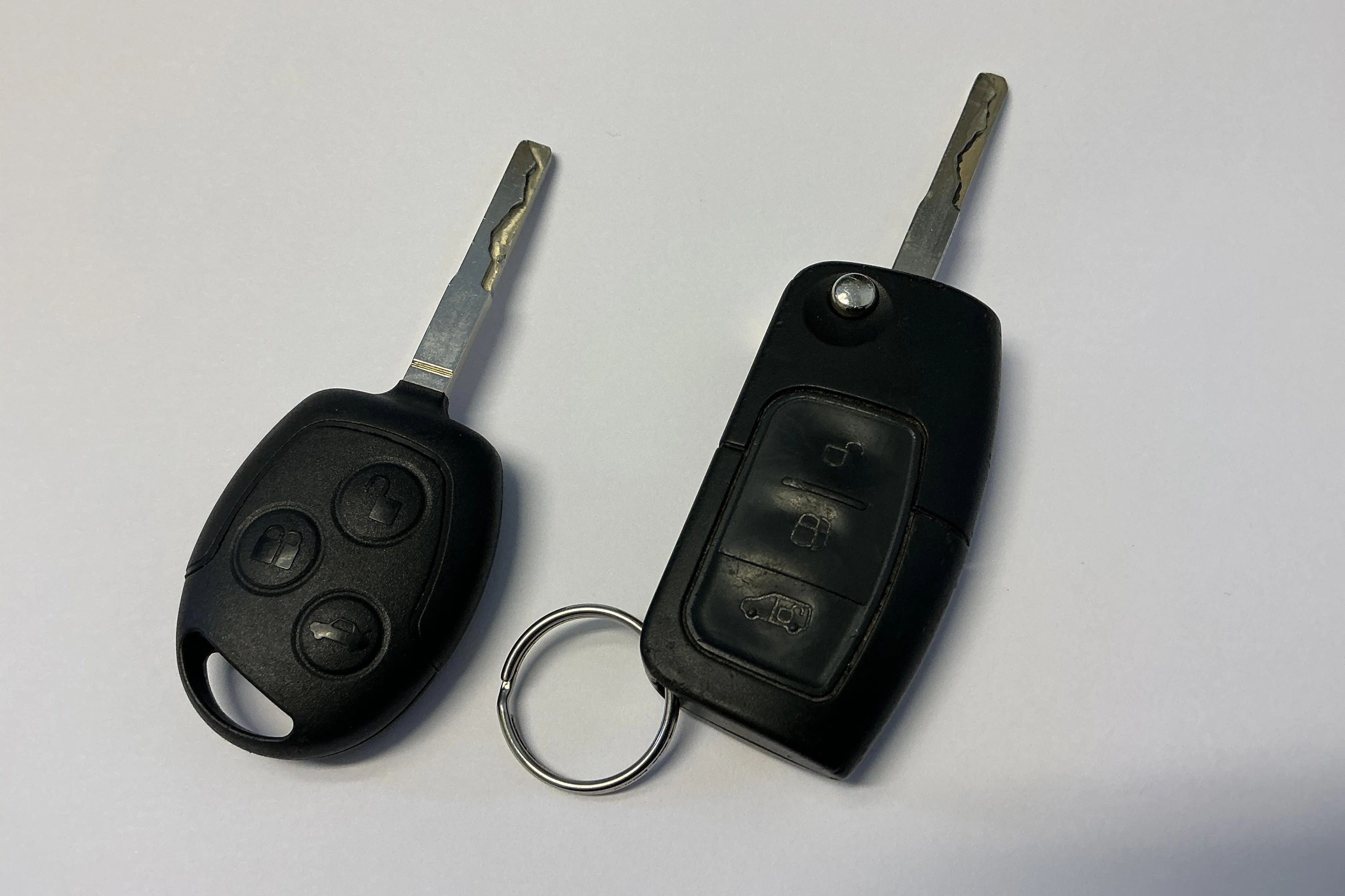 Presentation photo 12 of 12: Ford Transit Courier 1.5 EcoBlue (100hk) - 175 880 km - Manual - white - 2020