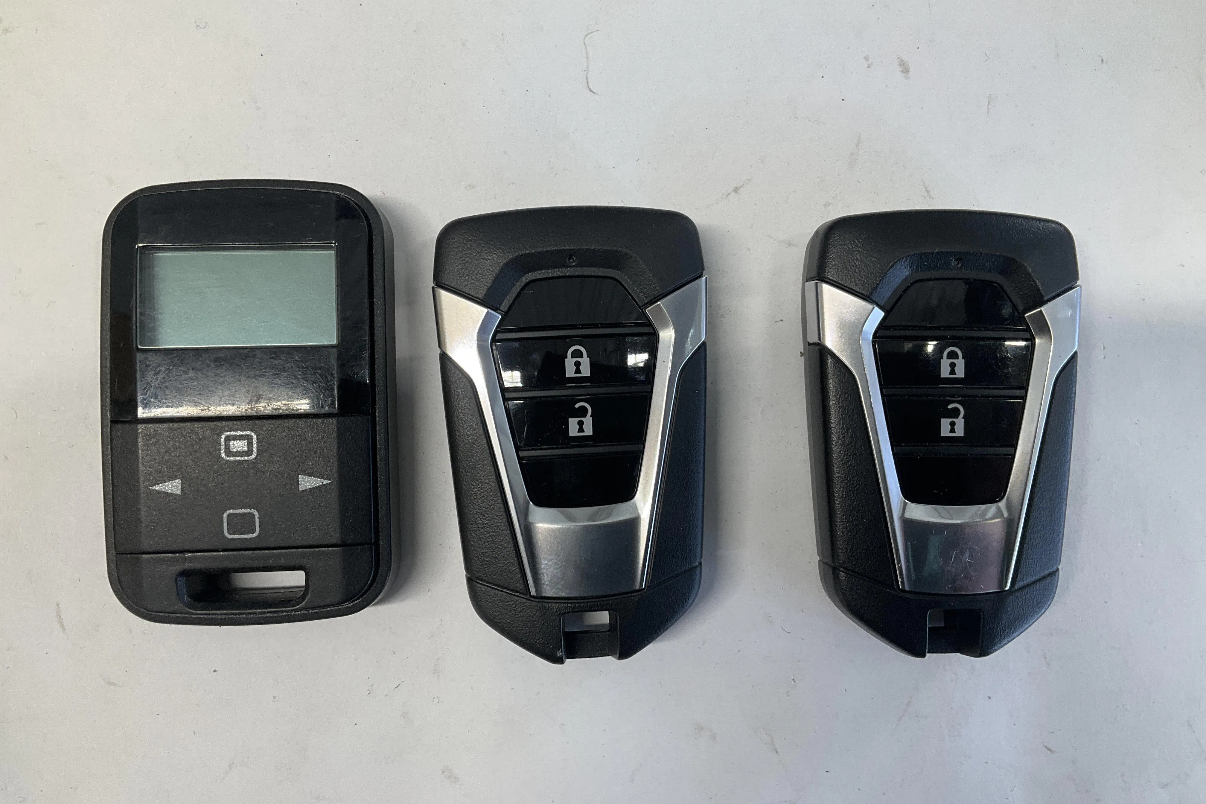 Presentation photo 16 of 16: Isuzu D-MAX 1.9 DDI CNG 4WD (164hk) - 14 340 km - Automatic - white - 2024