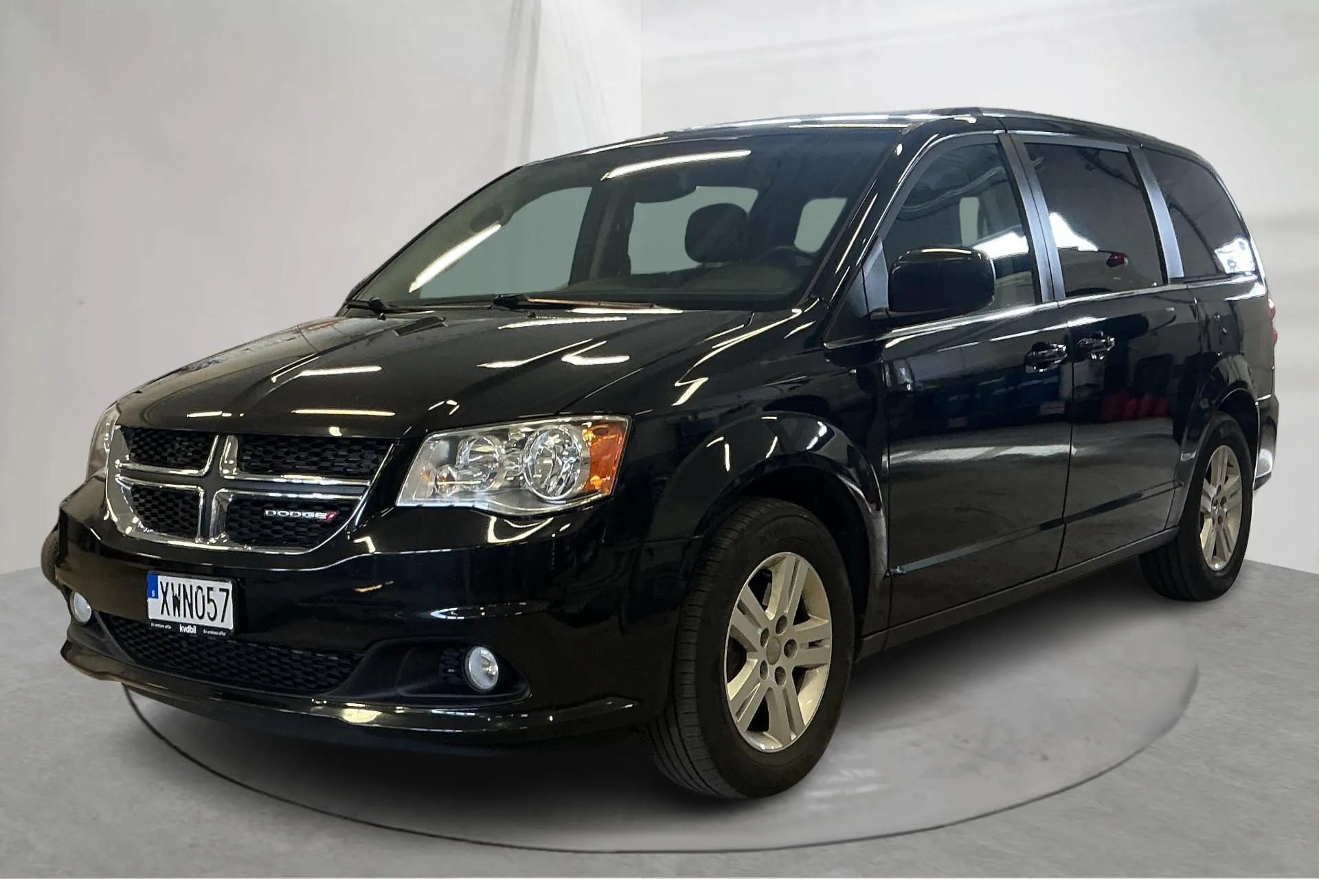 Presentation photo 1 of 15: Dodge Grand Caravan 3.6 V6 (287hk) - 118 290 km - Automatic - black - 2018