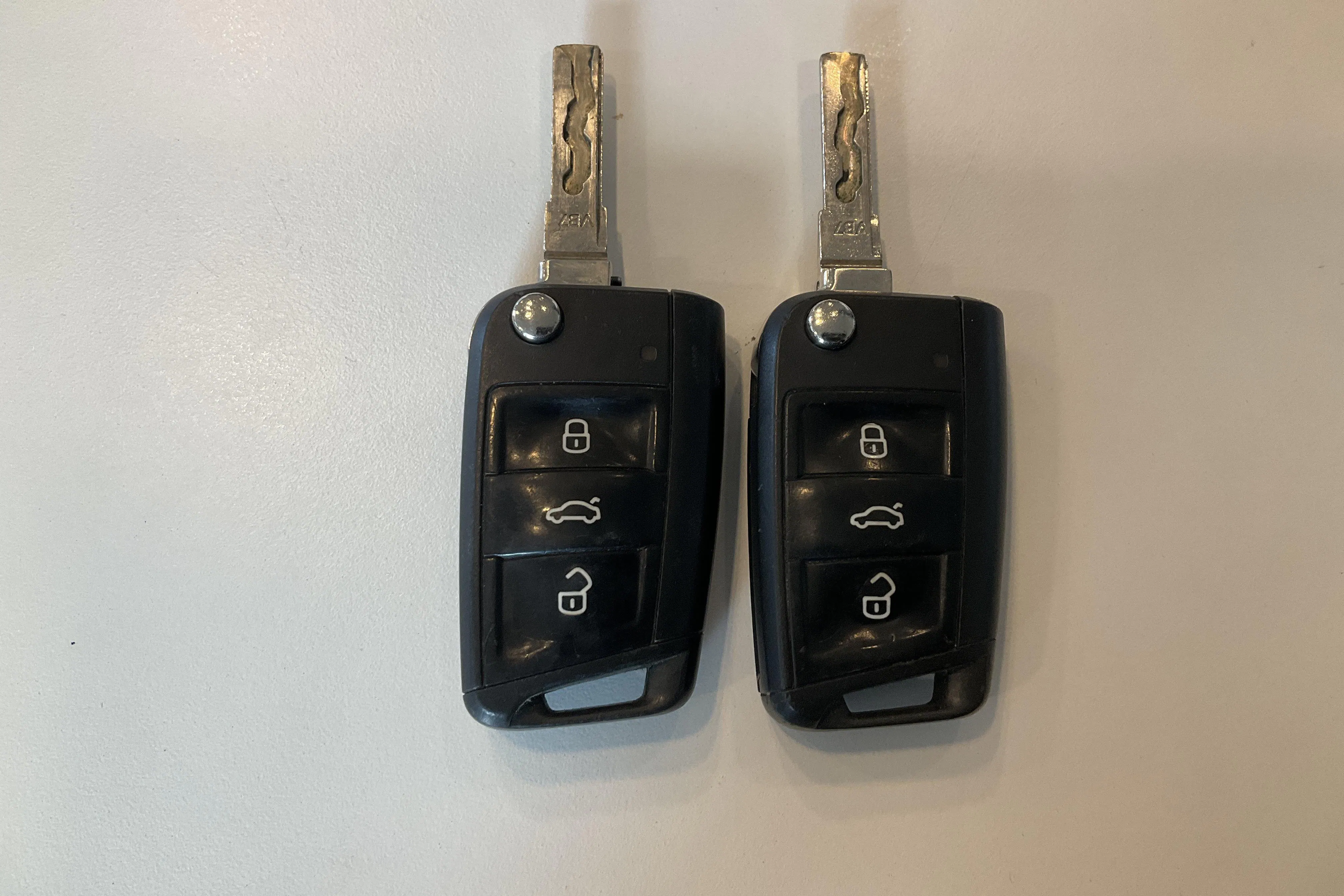 Presentationsfoto 20 av 20: VW Golf VII GTE 5dr (204hk) - 13 692 mil - Automat - vit - 2018