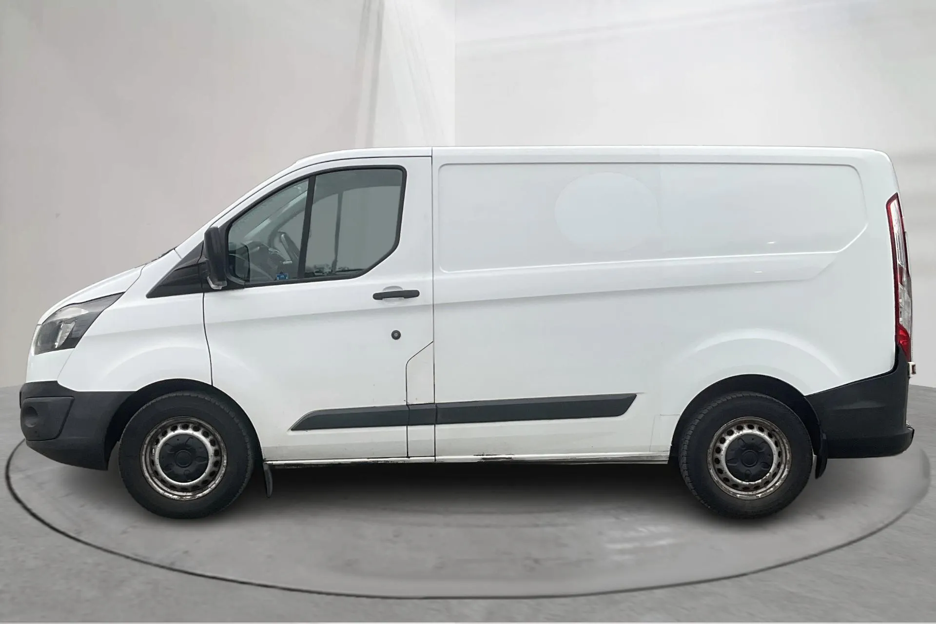 Presentationsfoto 2 av 13: Ford Transit Custom 270 (105hk) - 17 433 mil - Manuell - vit - 2016