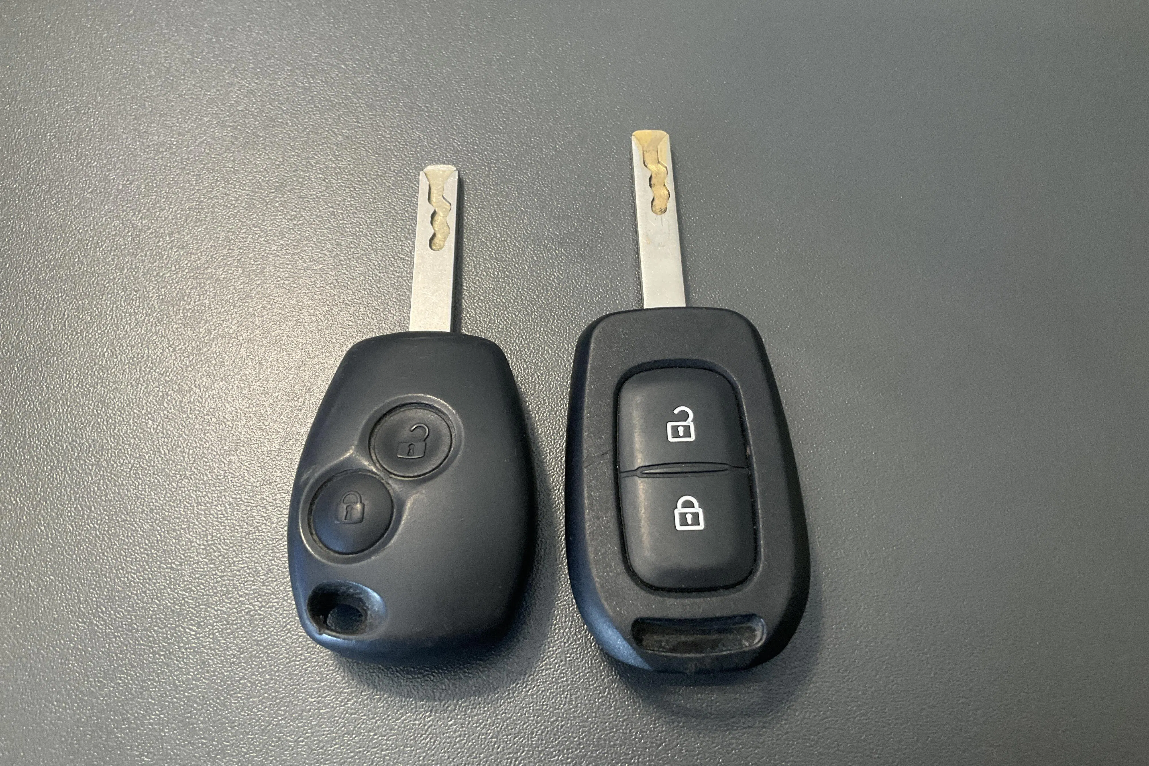 Presentation photo 19 of 19: Renault Trafic 1.6 dCi Buss (125hk) - 150 680 km - Manual - silver - 2018