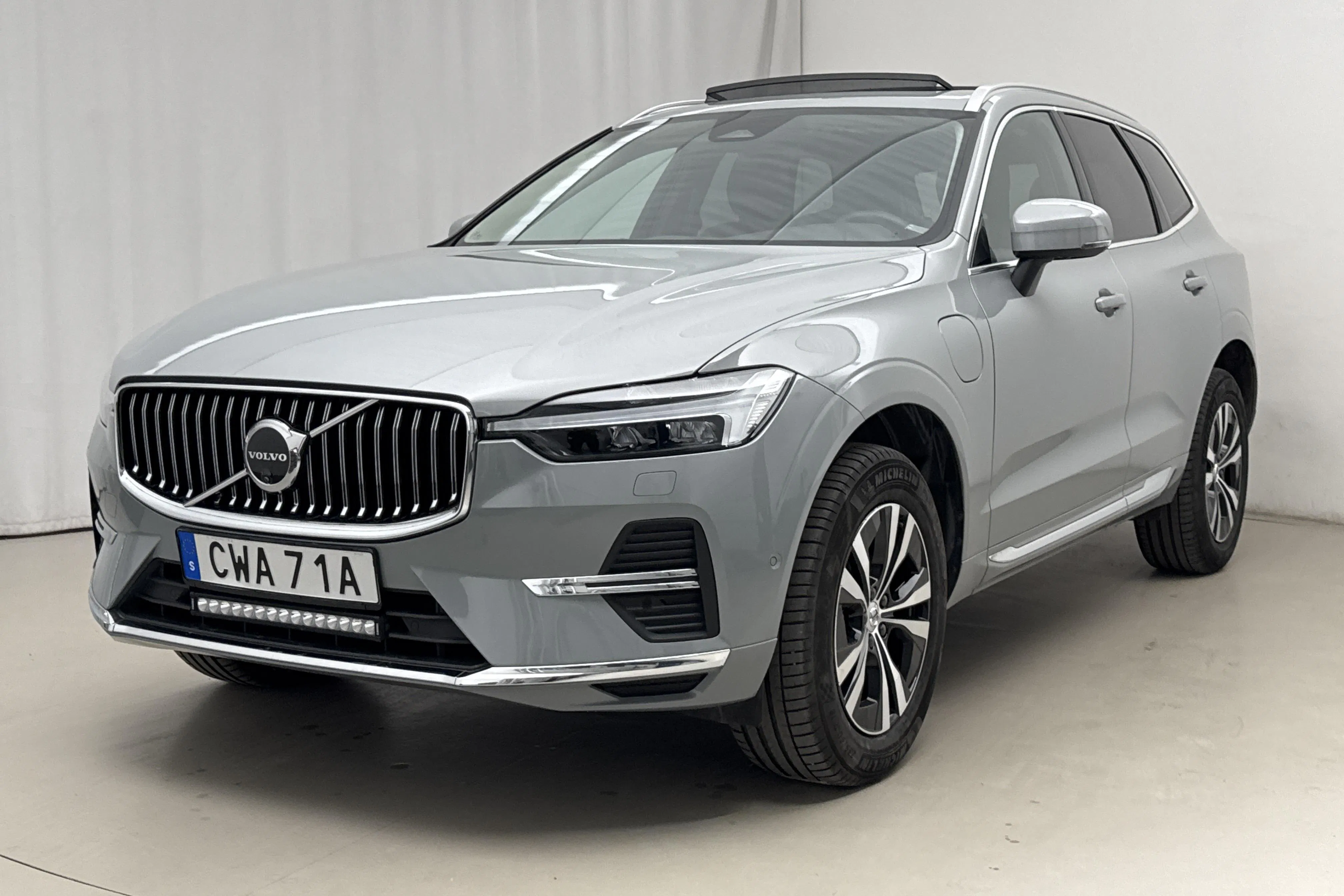 Volvo XC60 T6 AWD Recharge (350hk)