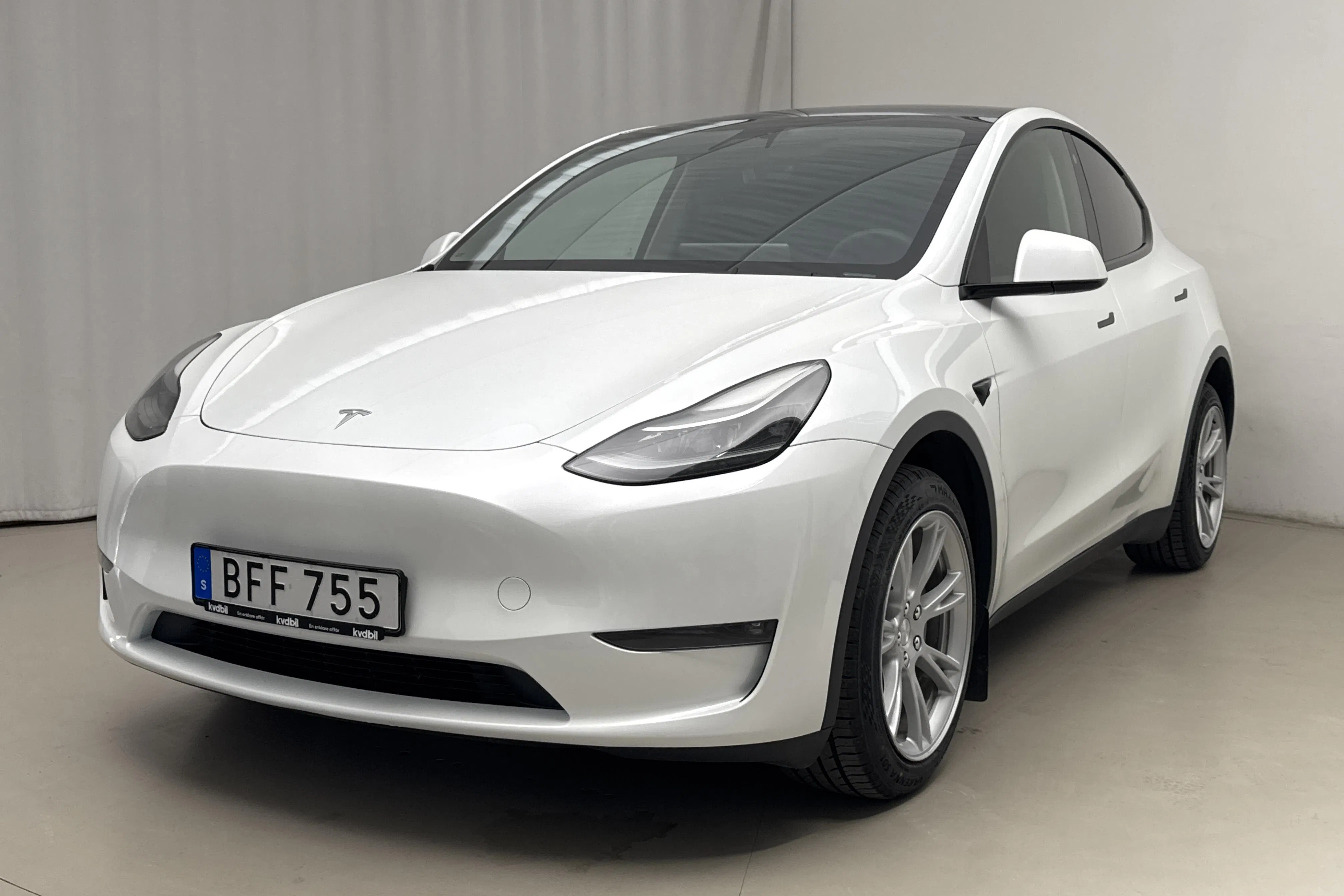 Tesla Model Y Long Range Dual Motor AWD