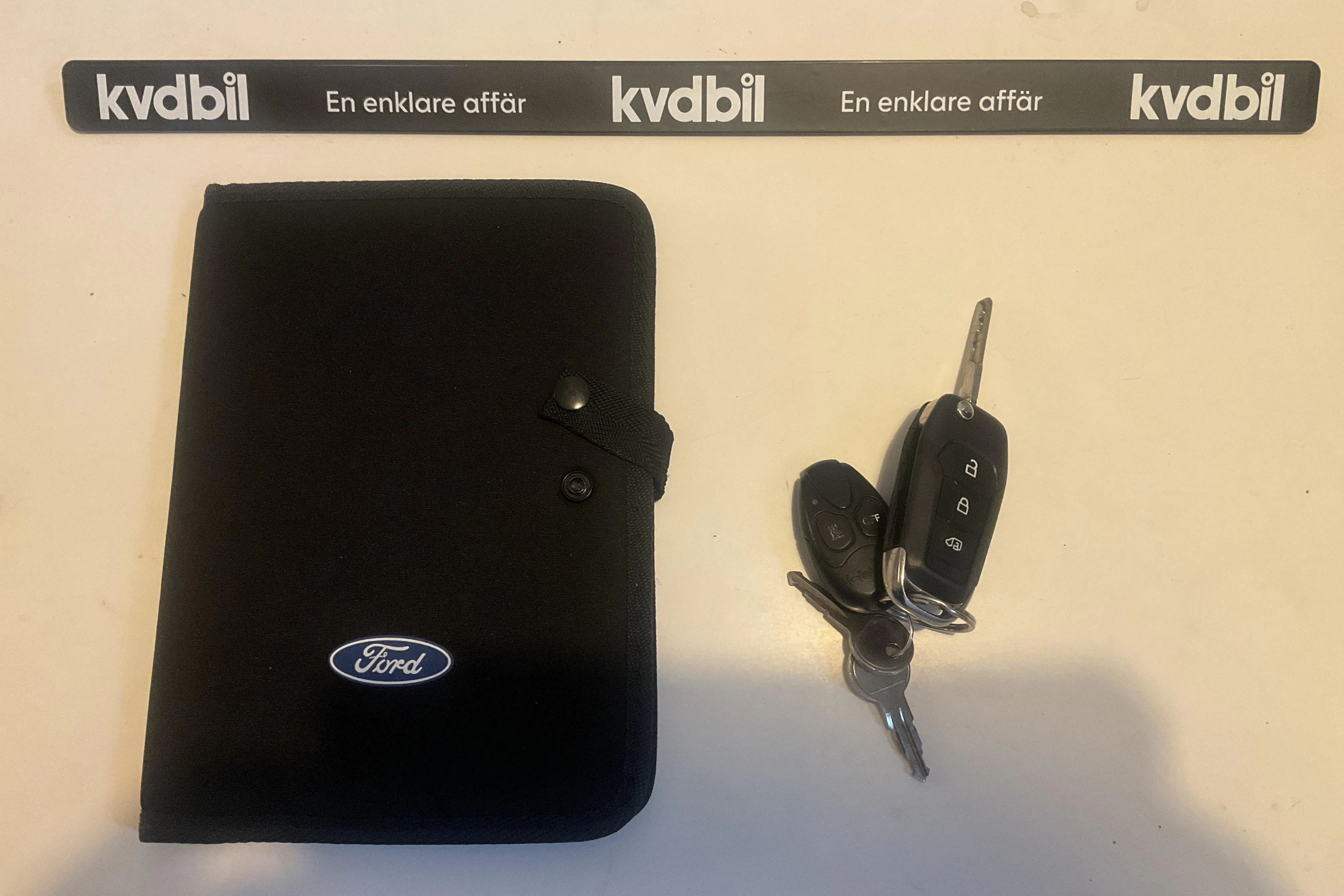 Presentation photo 20 of 20: Ford Transit Connect 1.5 EcoBlue (100hk) - 62 350 km - Manual - white - 2020