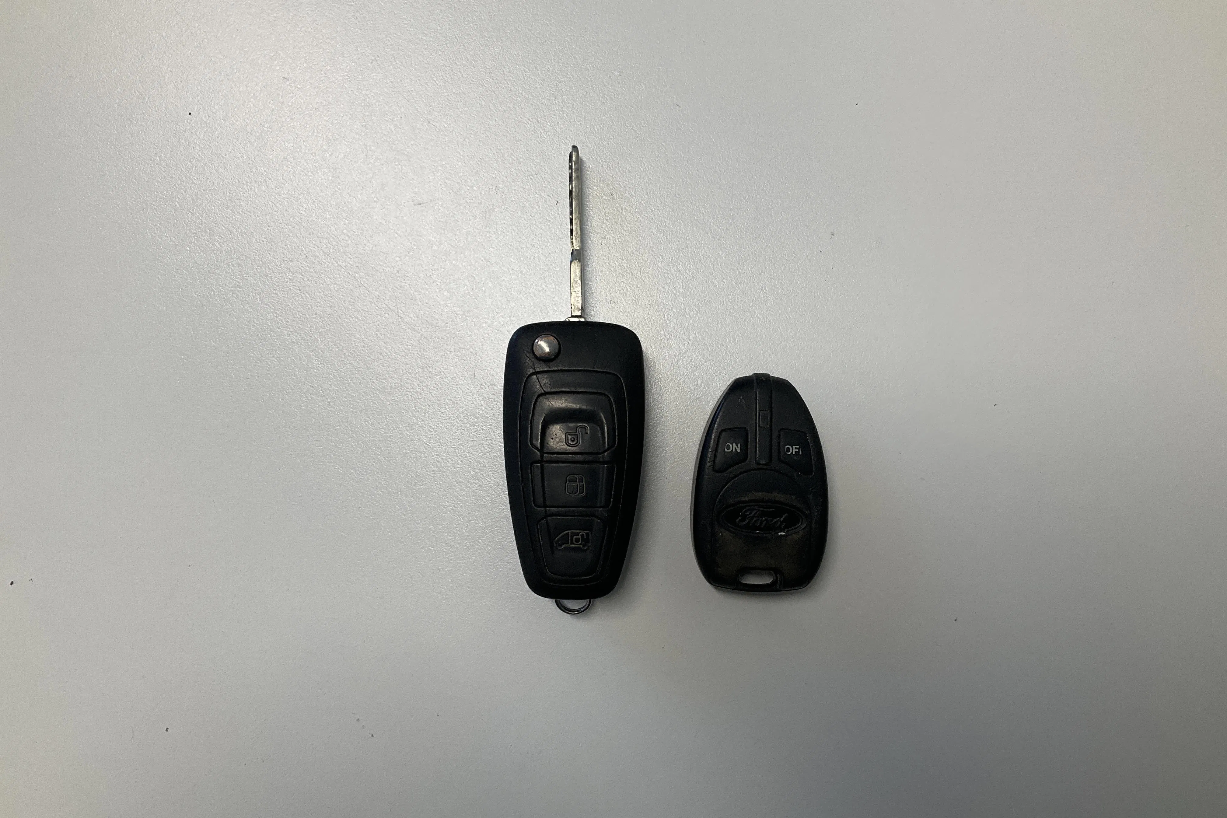 Presentation photo 13 of 13: Ford Transit Custom 280 (130hk) - 146 210 km - Automatic - white - 2019