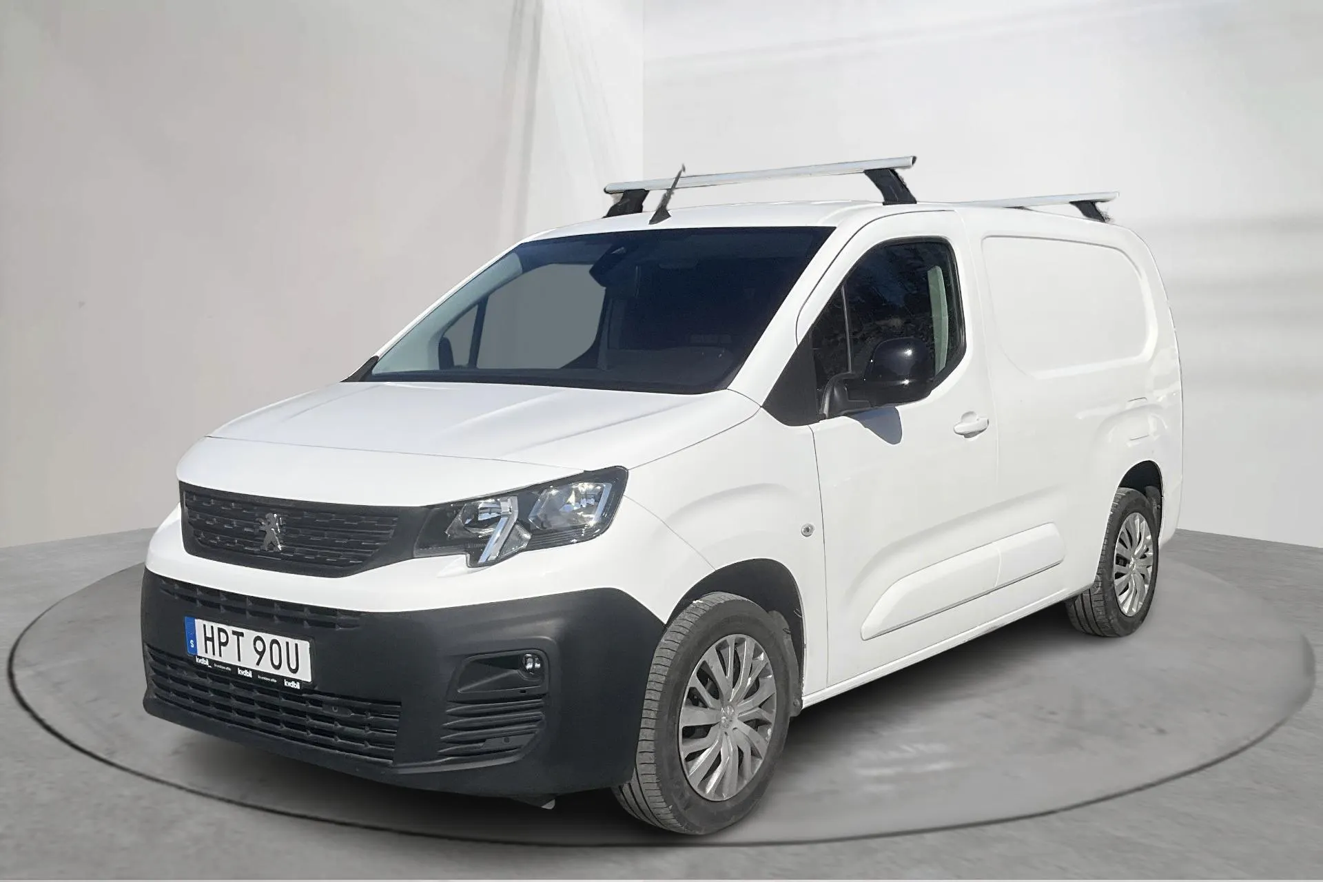 Presentation photo 1 of 13: Peugeot Partner 1.5 HDI Skåp (130hk) - 58 120 km - Automatic - white - 2020