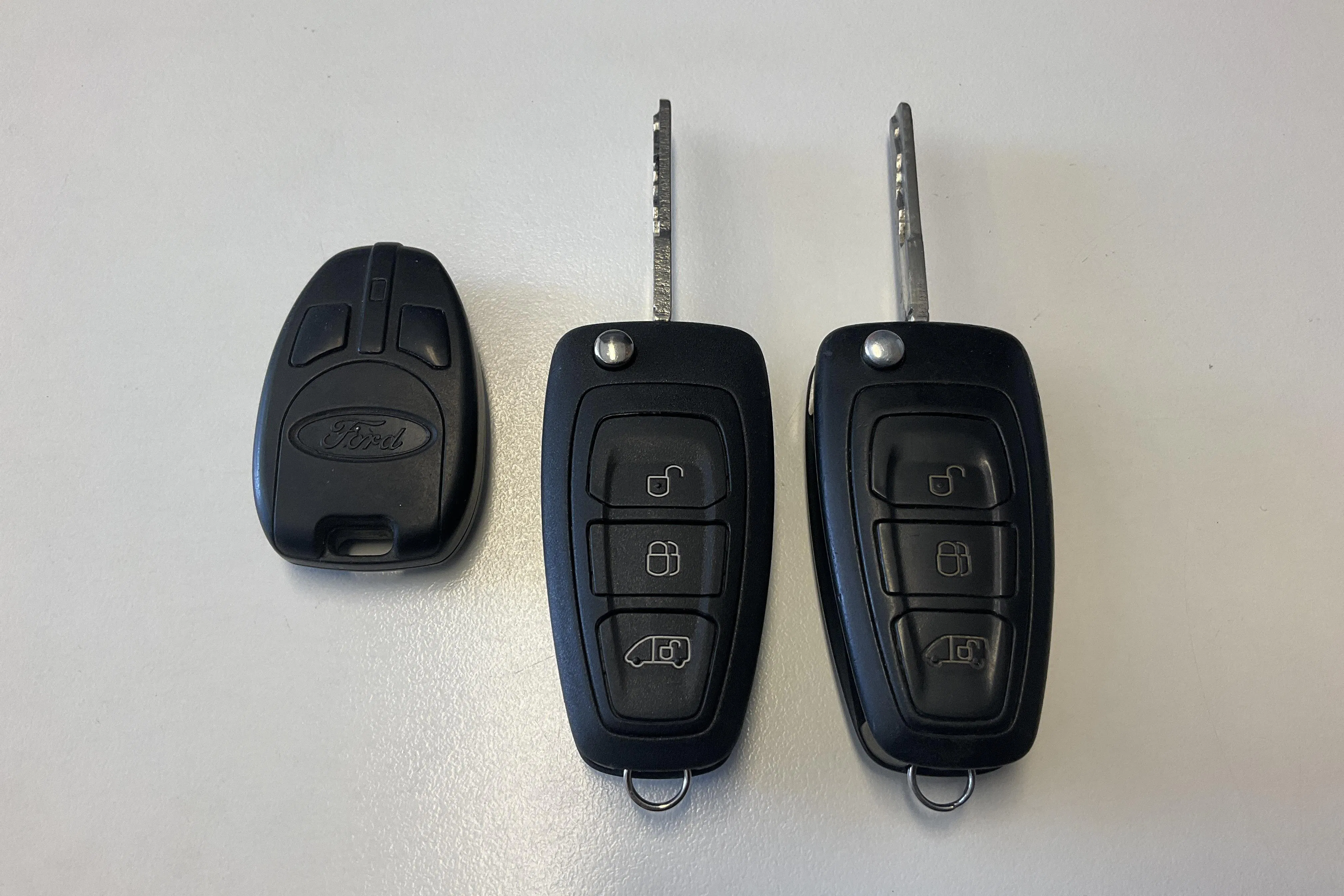 Presentation photo 14 of 14: Ford Transit Custom 290 (130hk) - 207 920 km - Automatic - white - 2020