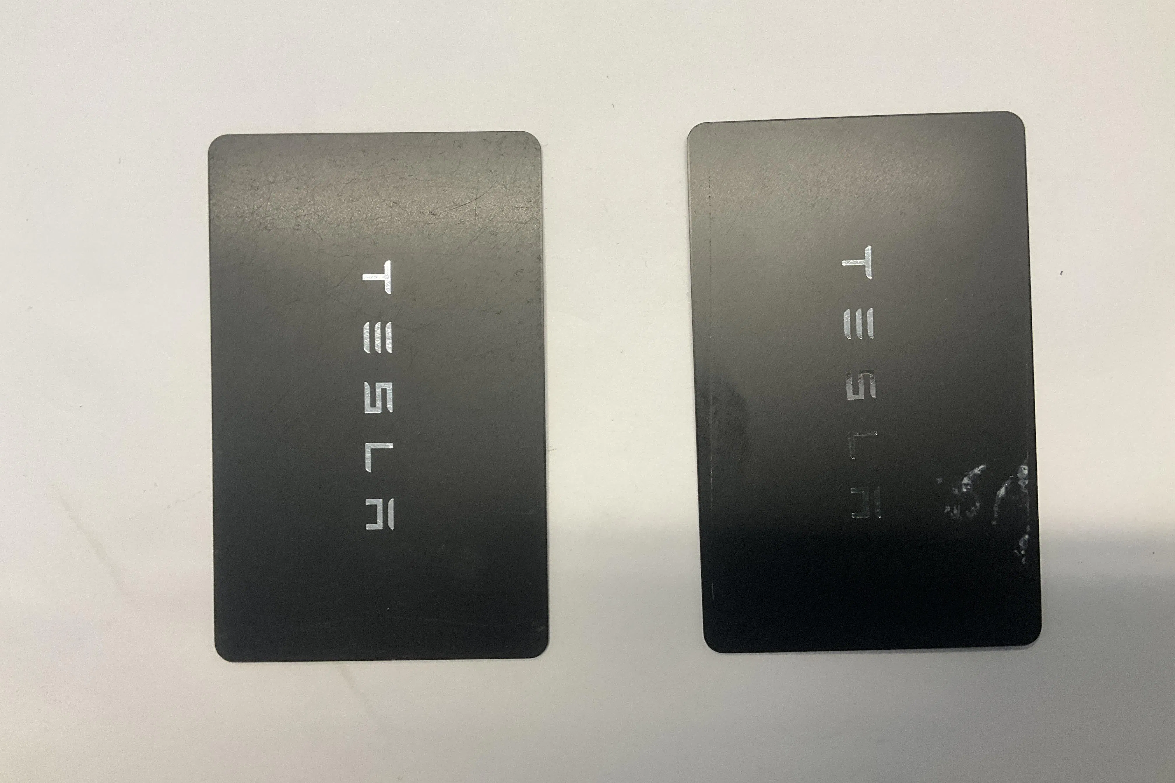 Präsentationsfoto 20 von 20: Tesla Model Y Long Range Dual Motor AWD - 133 790 Kilometer - Verkaufsautomat - Schwarz - 2023