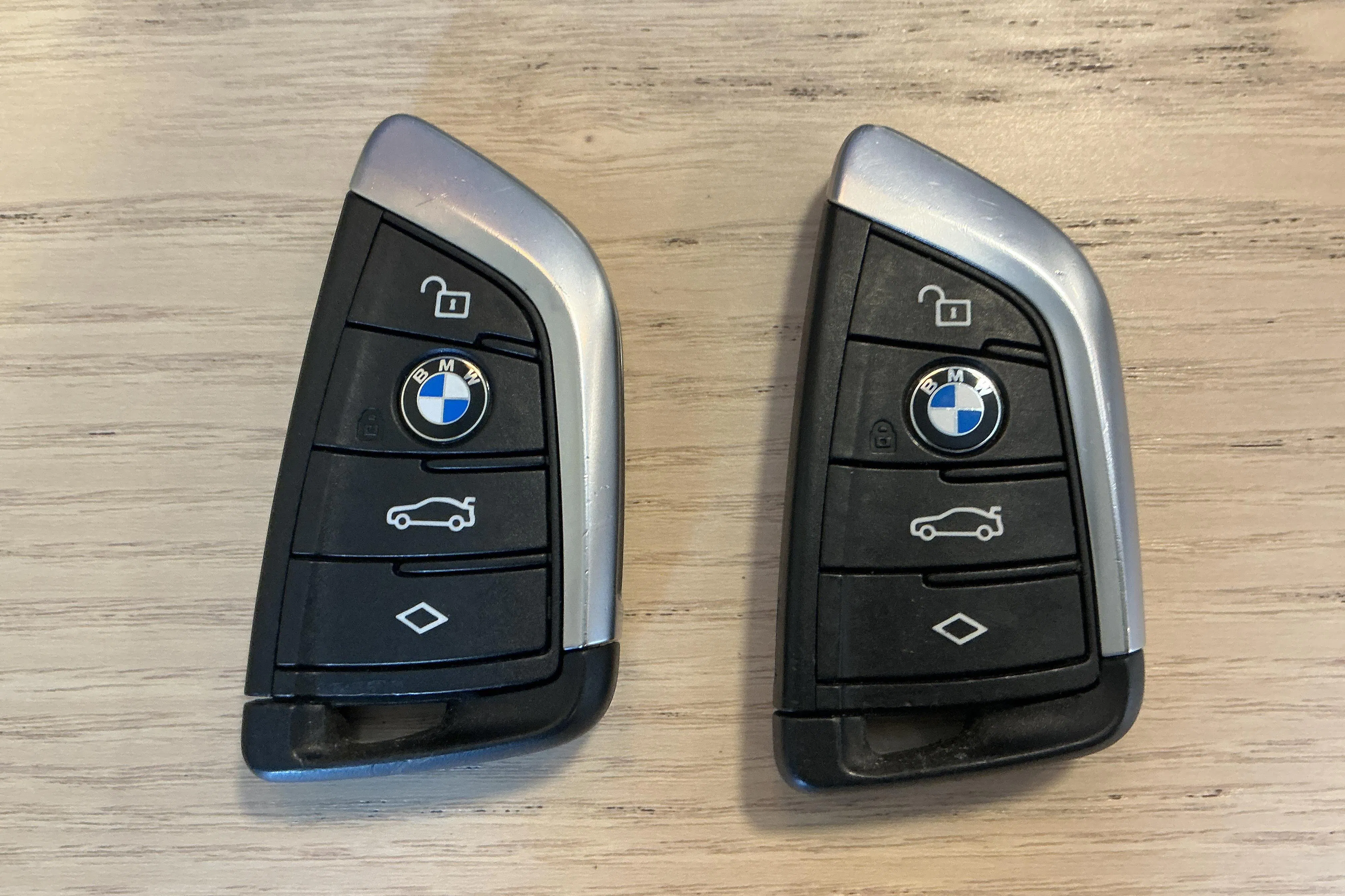 Presentationsfoto 17 av 17: BMW 530e xDrive Touring, G31 12kWh LCI (292hk) - 8 566 mil - Automat - svart - 2022