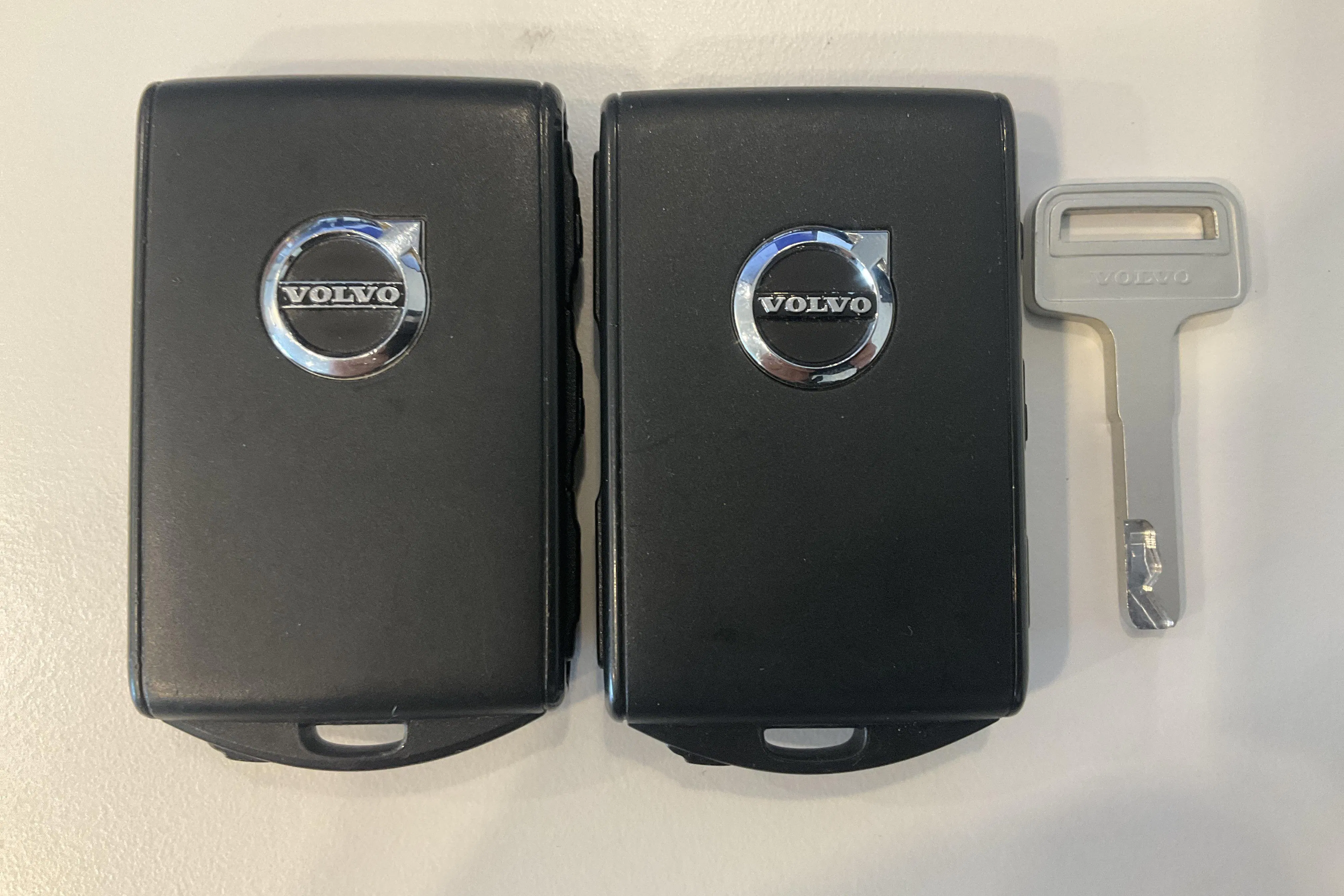 Presentationsfoto 20 av 20: Volvo V60 T6 AWD Twin Engine (340hk) - 5 898 mil - Automat - vit - 2020