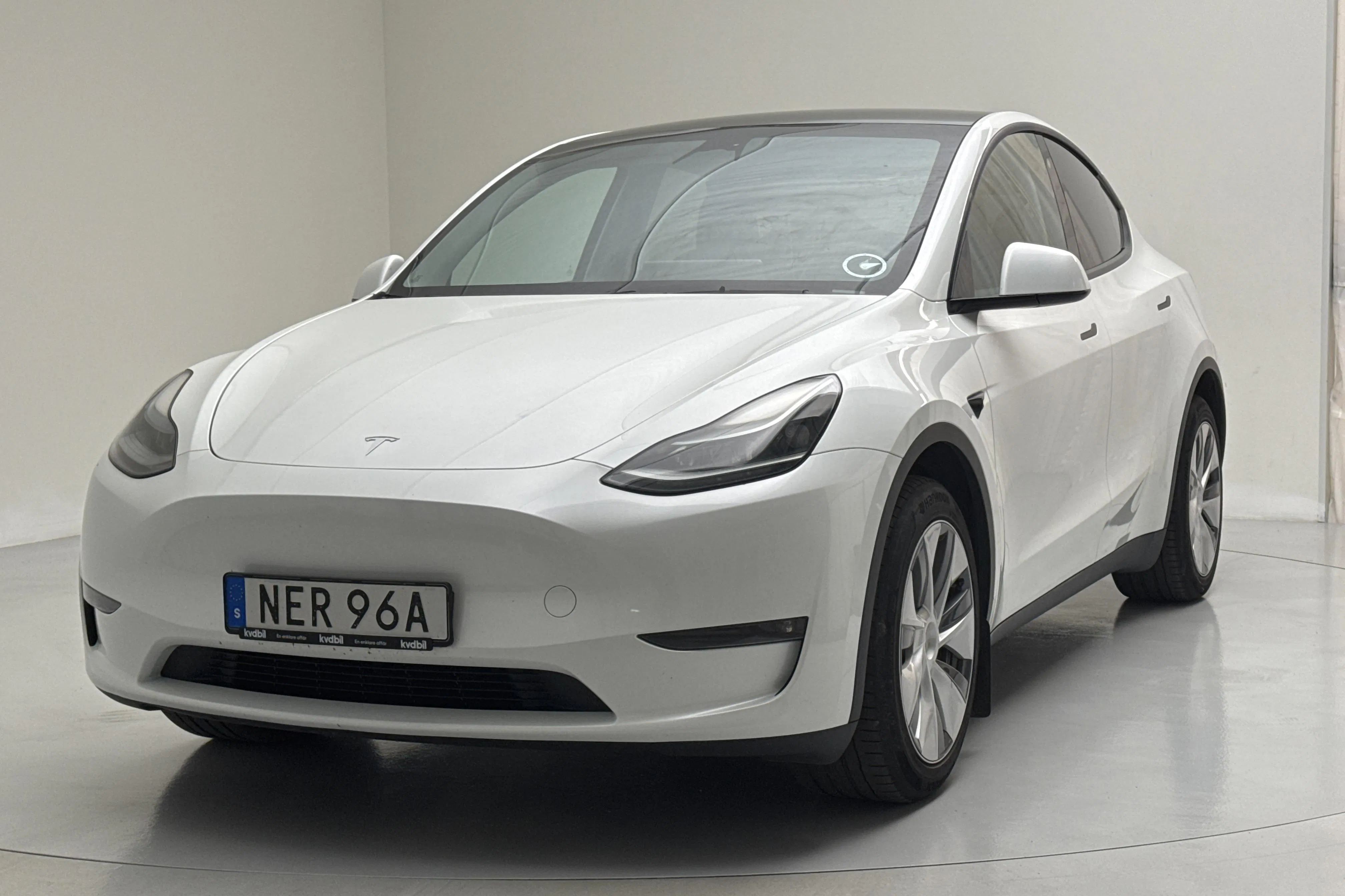 Tesla Model Y Long Range Dual Motor AWD
