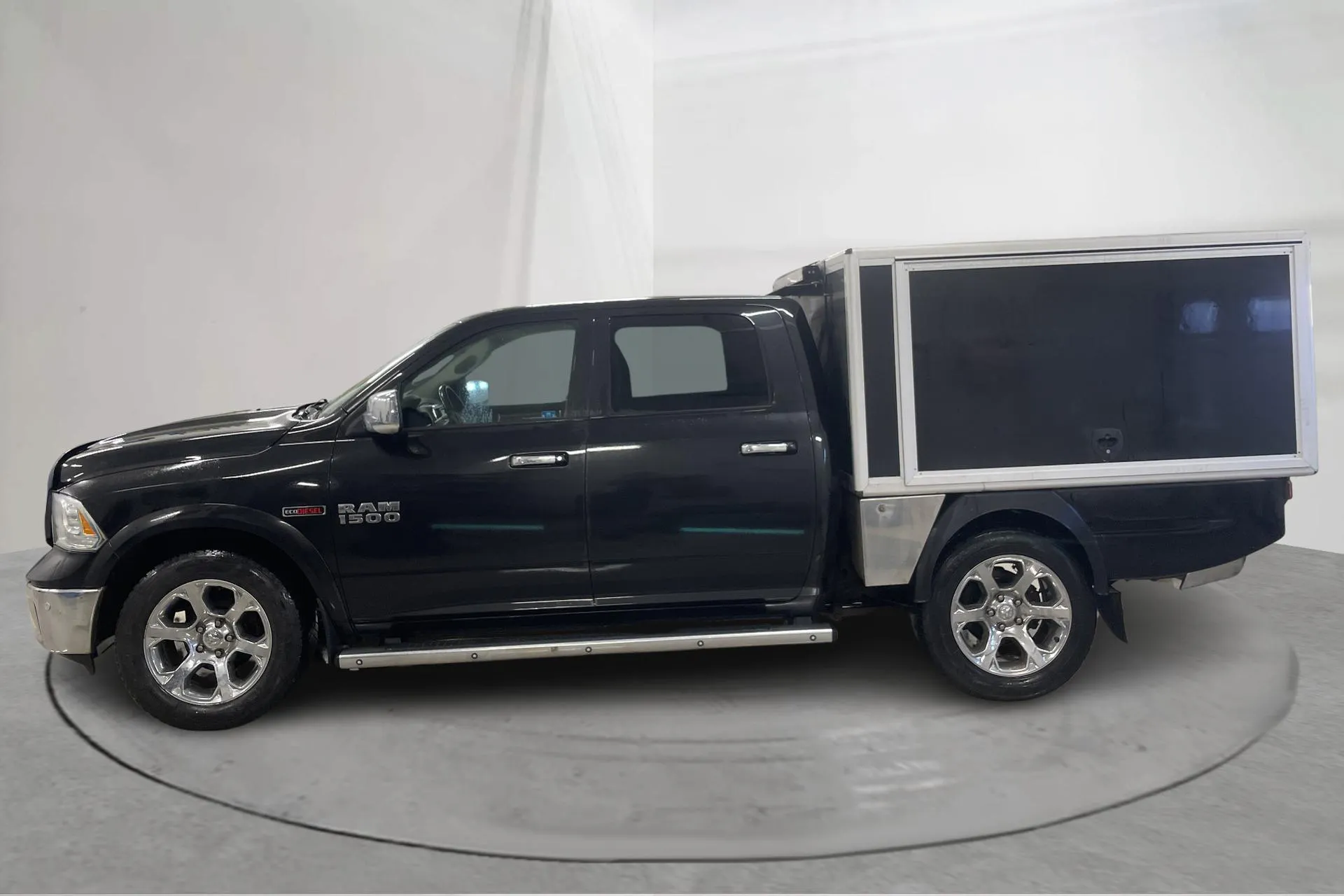 Presentation photo 2 of 17: Dodge RAM 1500 3.0 4WD (243hk) - 413 150 km - Automatic - black - 2017