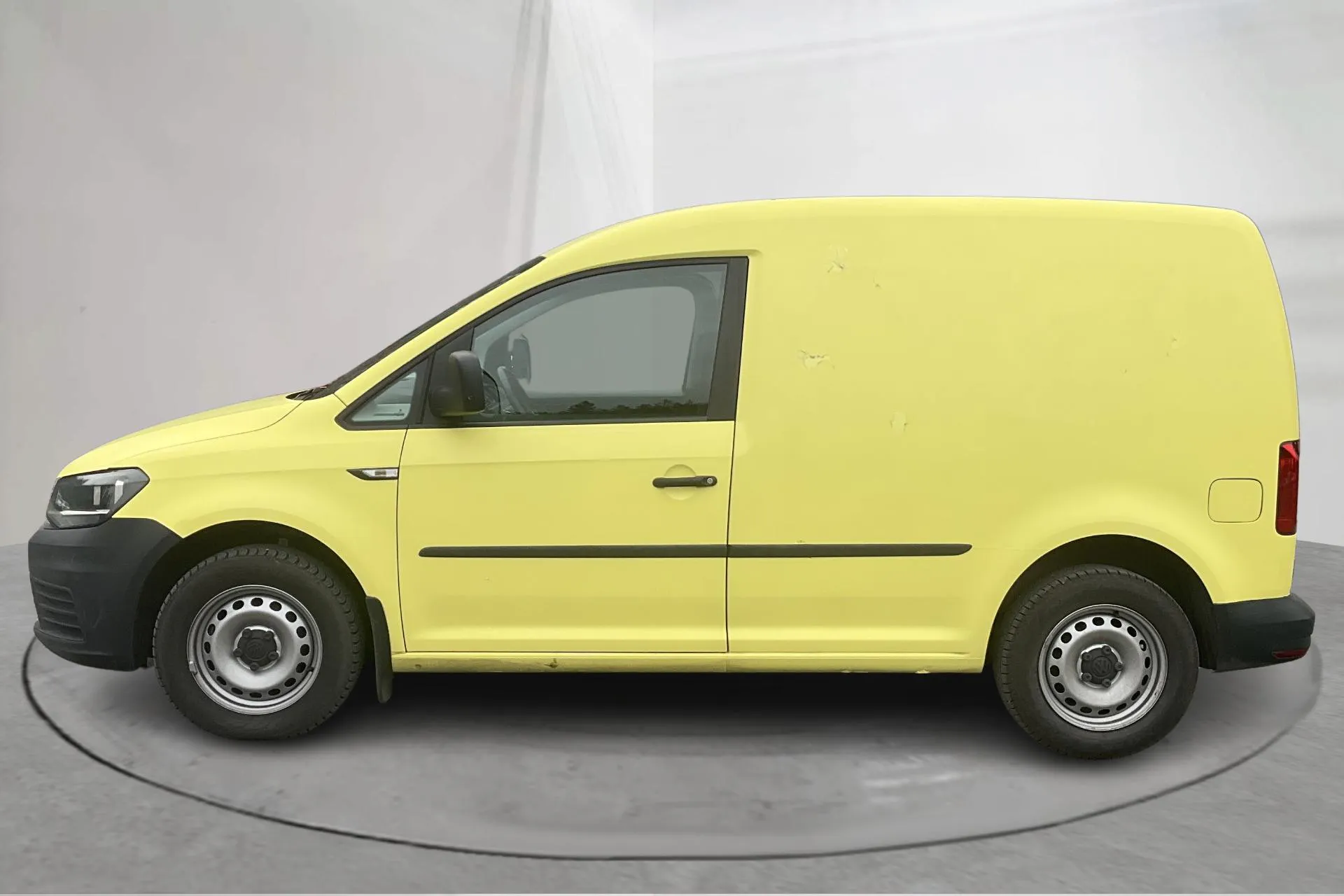 Presentation photo 2 of 12: VW Caddy 2.0 TDI Skåp (75hk) - 83 400 km - Manual - black - 2019