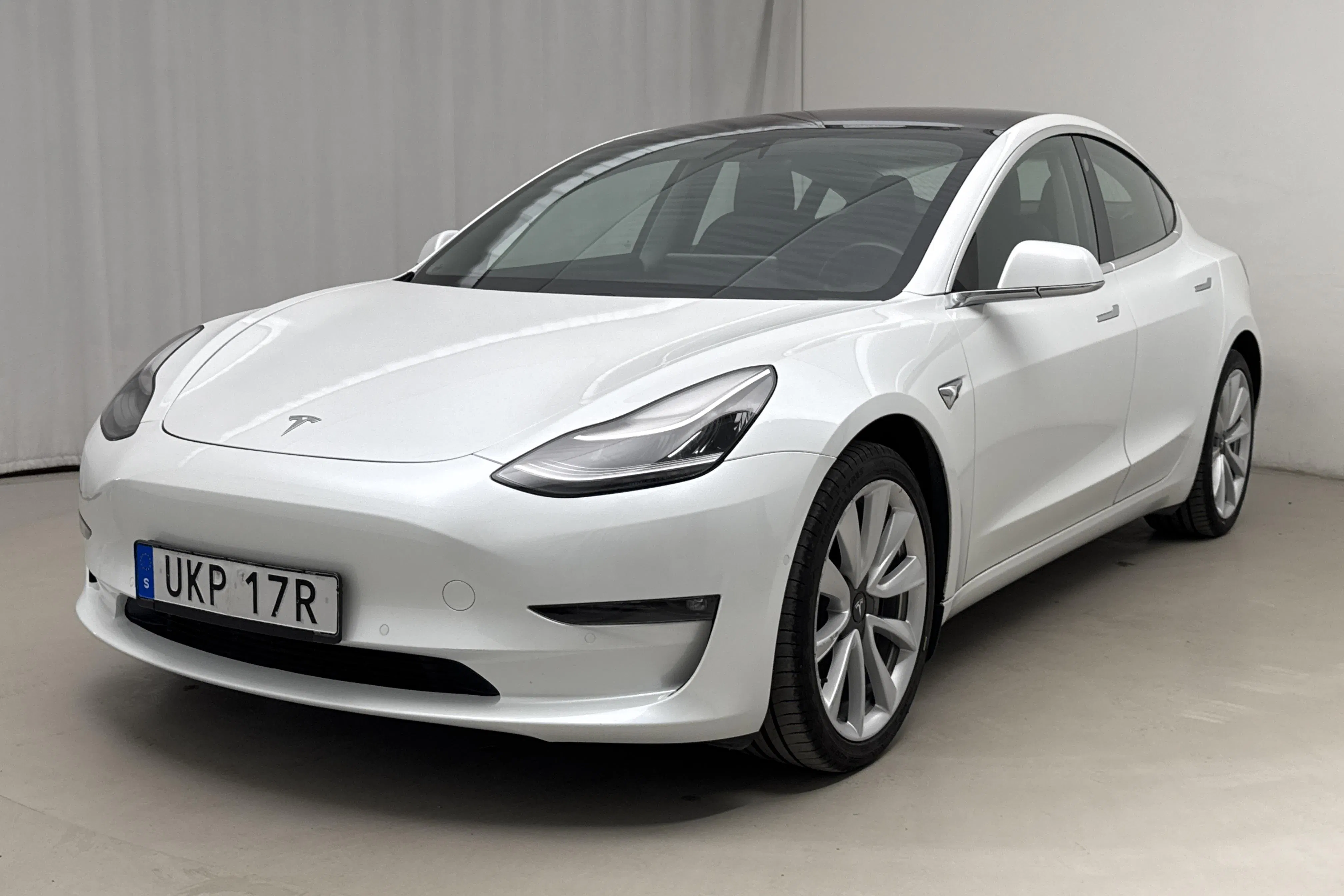 Tesla Model 3 Long Range Dual Motor AWD