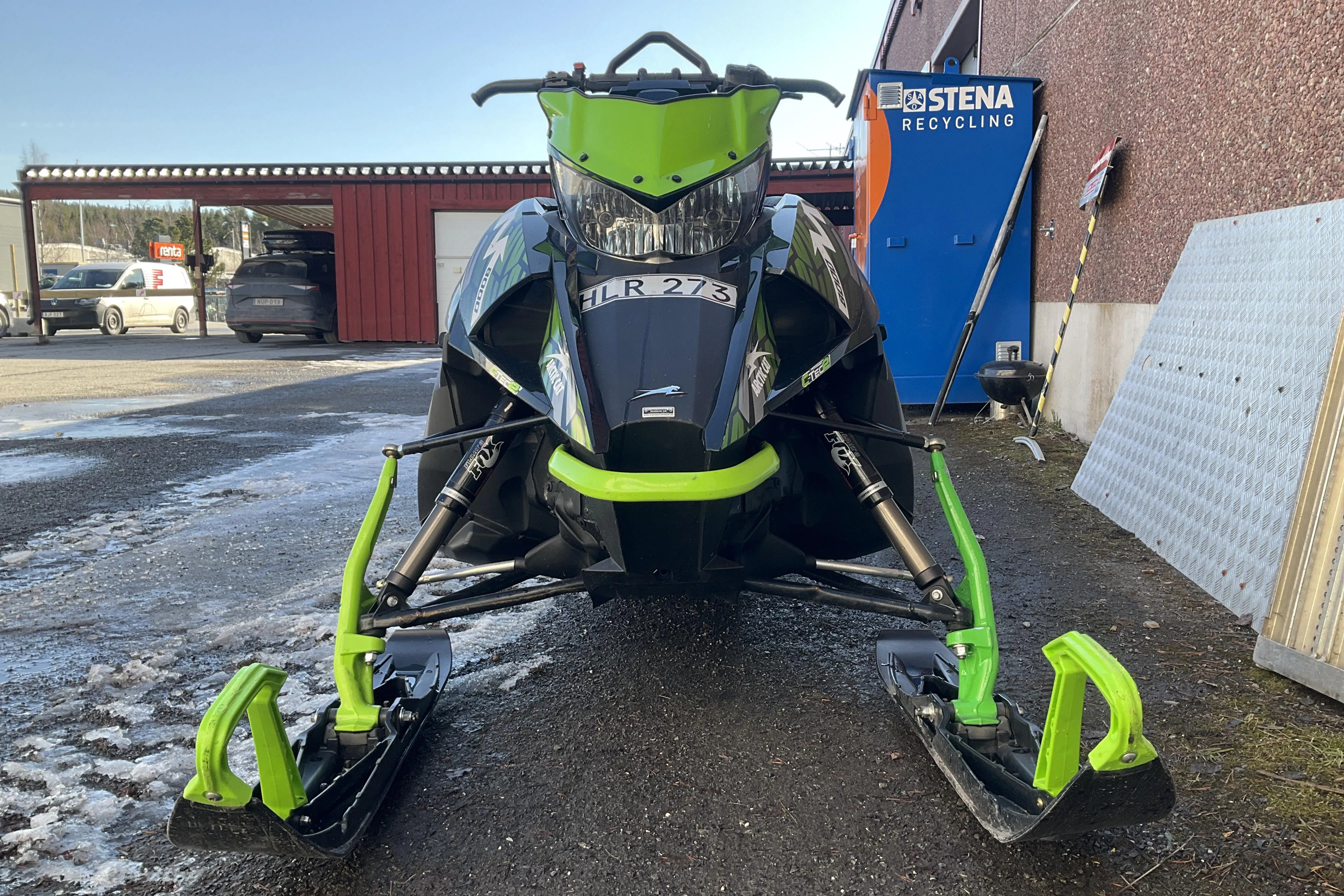 Presentationsfoto 2 av 15: ARCTIC CAT M 8000 SNO PRO Snöskoter (Rep.Objekt) - 326 mil - Automat - 2019