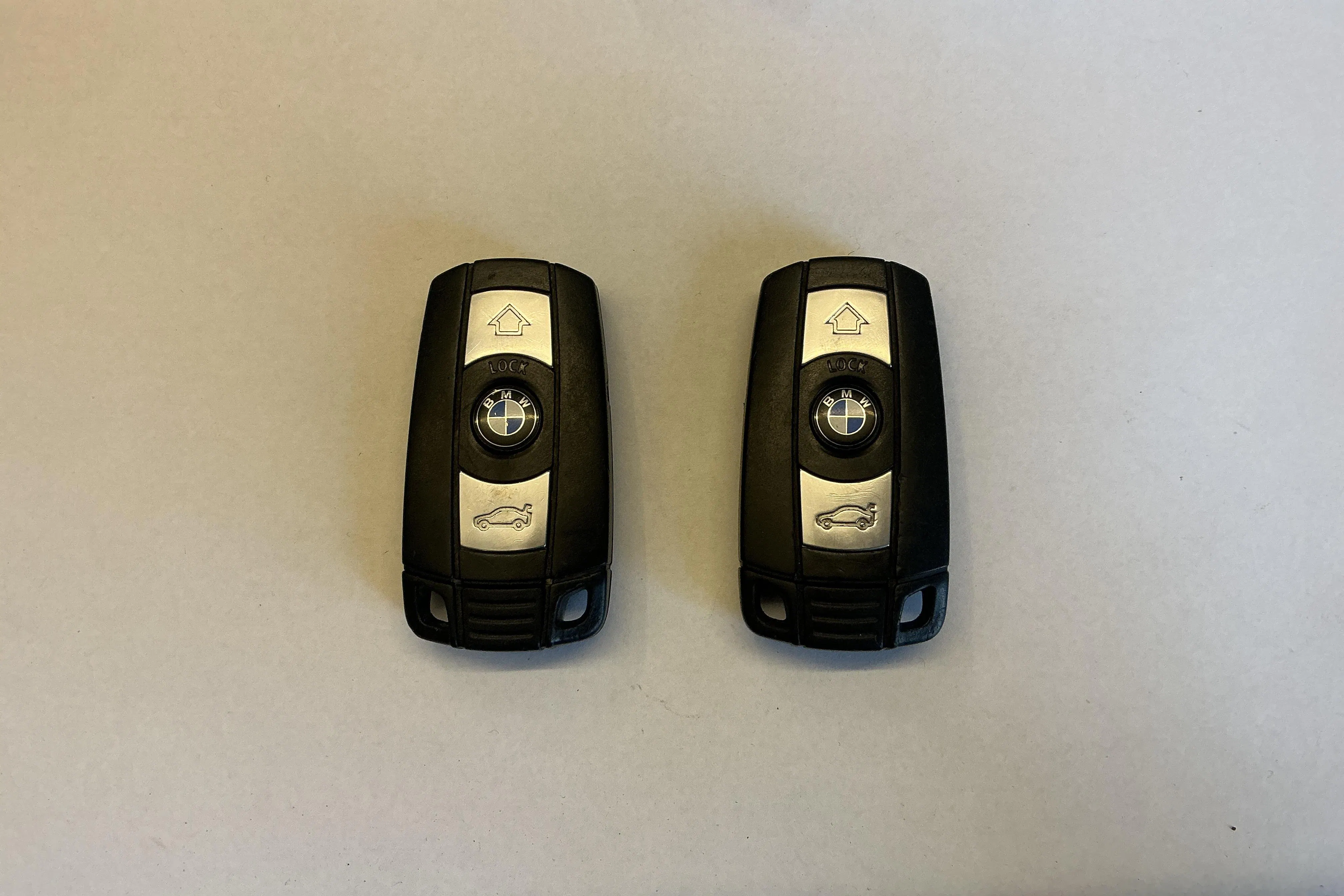 Presentation photo 13 of 13: BMW 335i Coupé, E92 (306hk) - 263 840 km - Automatic - gray - 2006