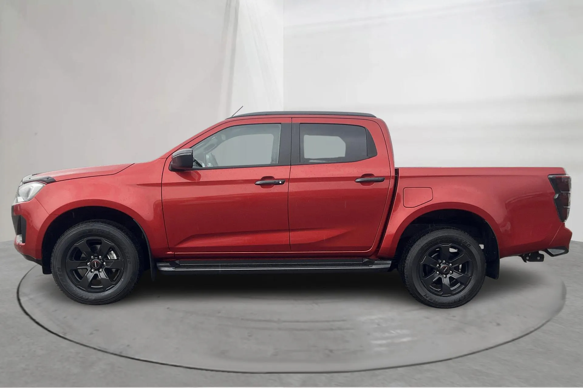 Presentation photo 2 of 16: Isuzu D-MAX 1.9 DDI CNG 4WD (164hk) - 30 km - Automatic - orange - 2024