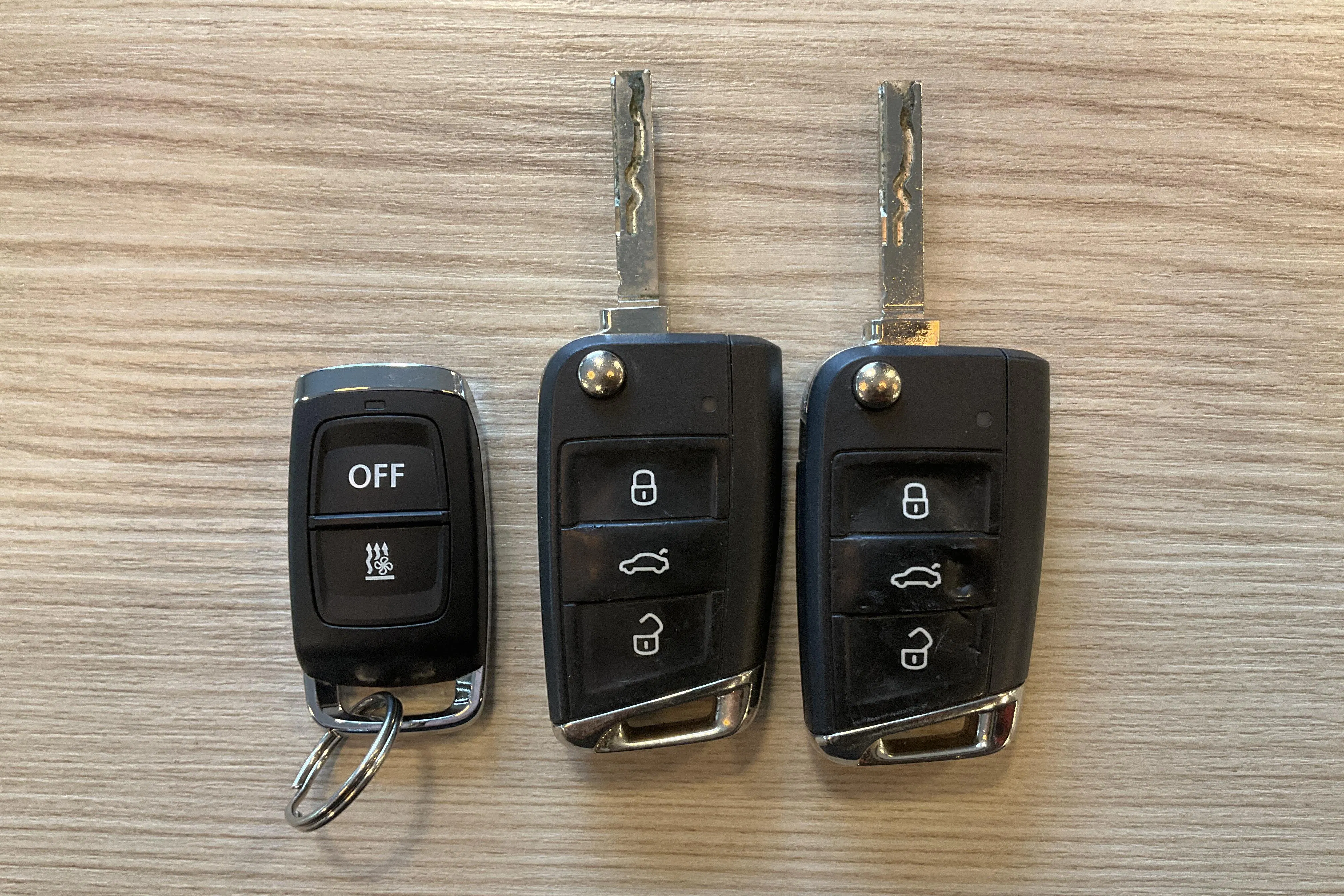 Zdjęcie prezentacyjne 15 z 15: VW Tiguan Allspace 2.0 TDI 4MOTION (200hk) - 102 350 km - Automatyczna - czarny - 2021