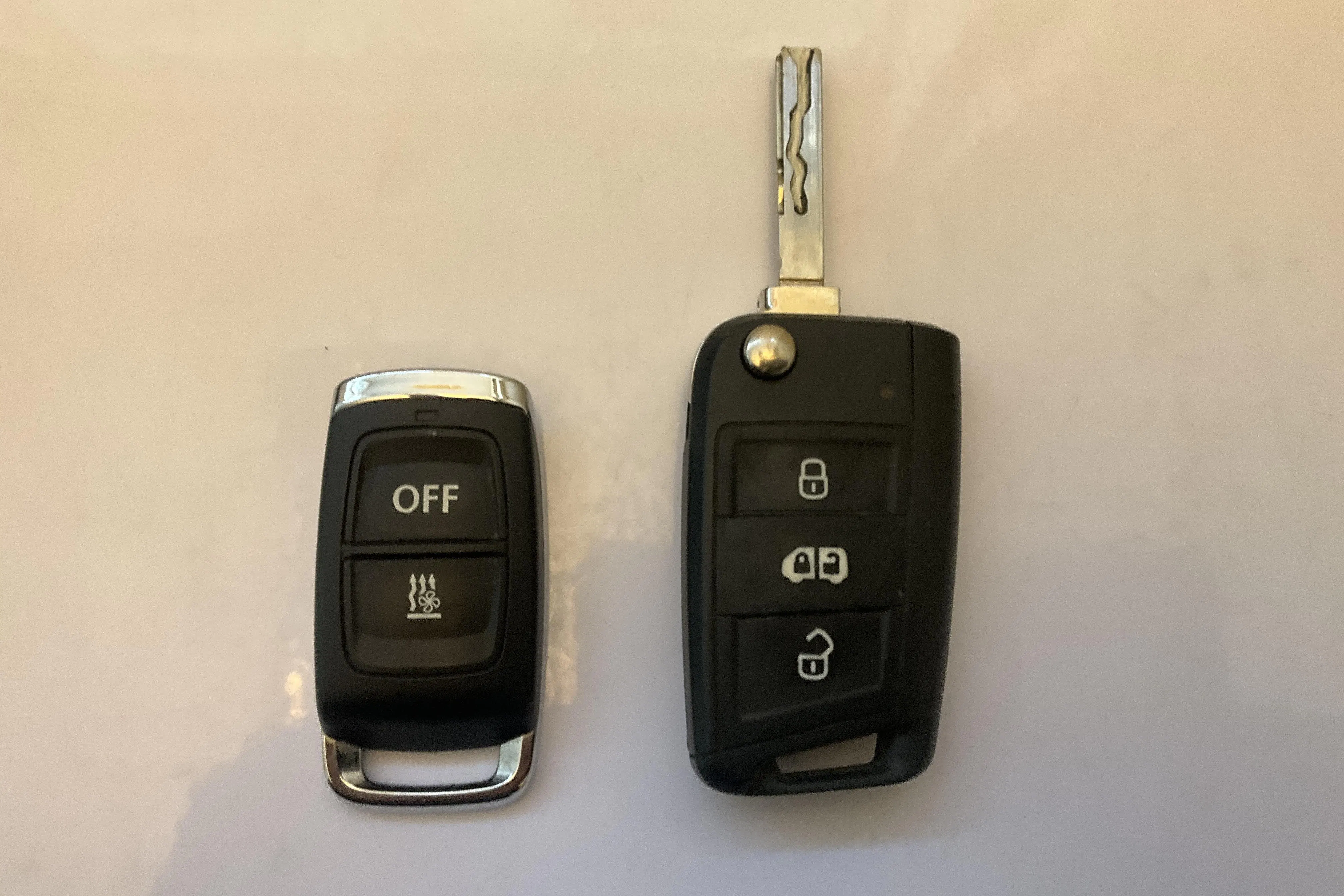 Presentation photo 13 of 13: VW Caddy Cargo 2.0 TDI Skåp (75hk) - 38 620 km - Manual - white - 2022