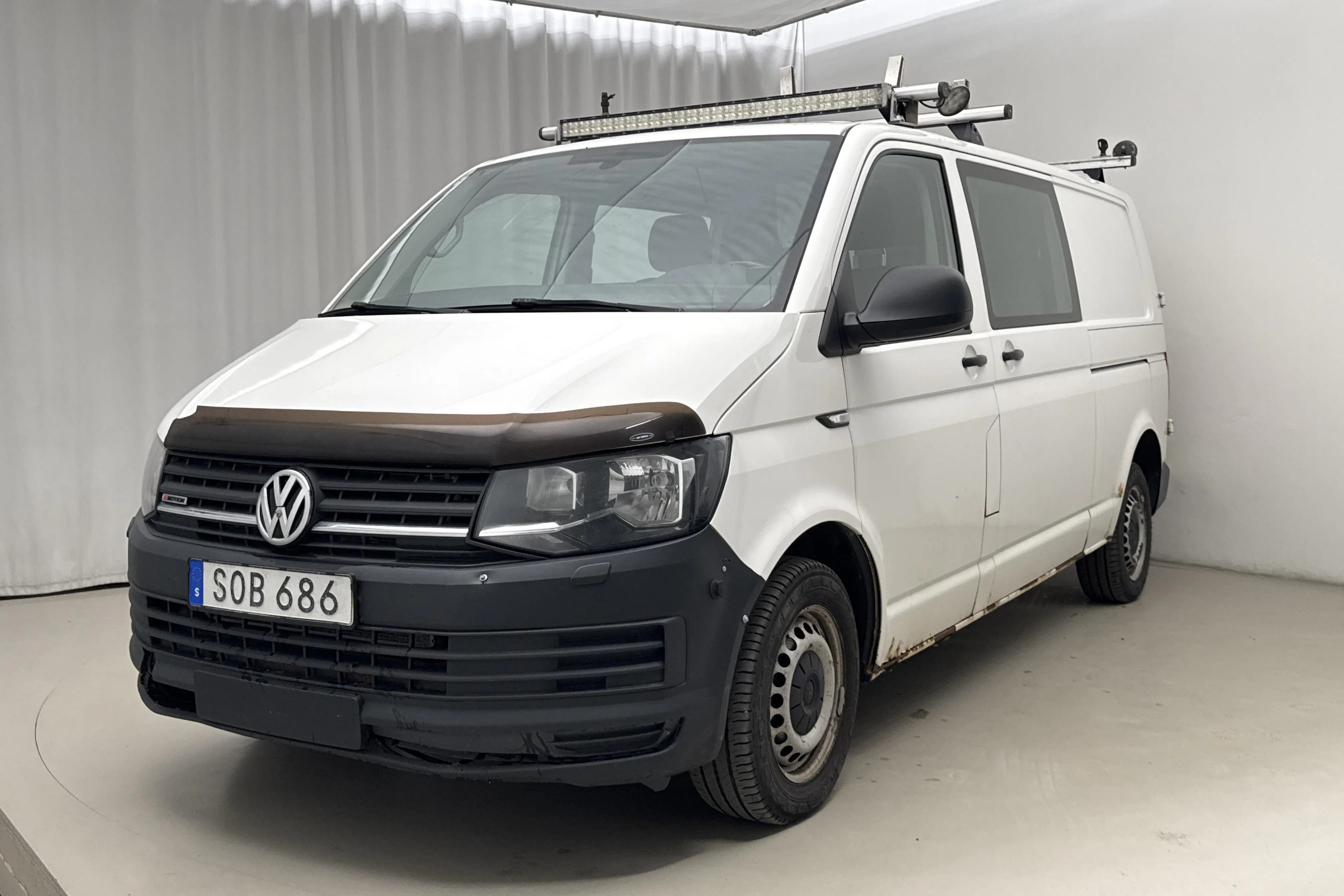 Presentation photo 1 of 22: VW Transporter T6 2.0 TDI BMT Skåp 4MOTION (150hk) - 249 630 km - Manual - white - 2016