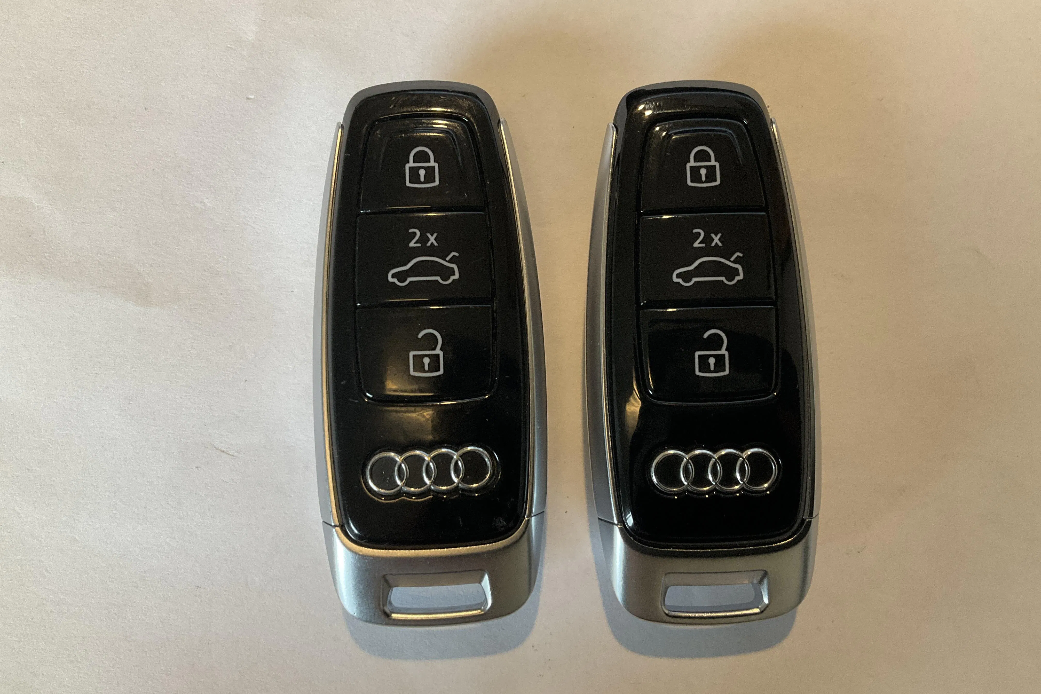 Presentation photo 21 of 21: Audi Q8 55 e-tron quattro (408hk) - 101 480 km - Automatic - black - 2024