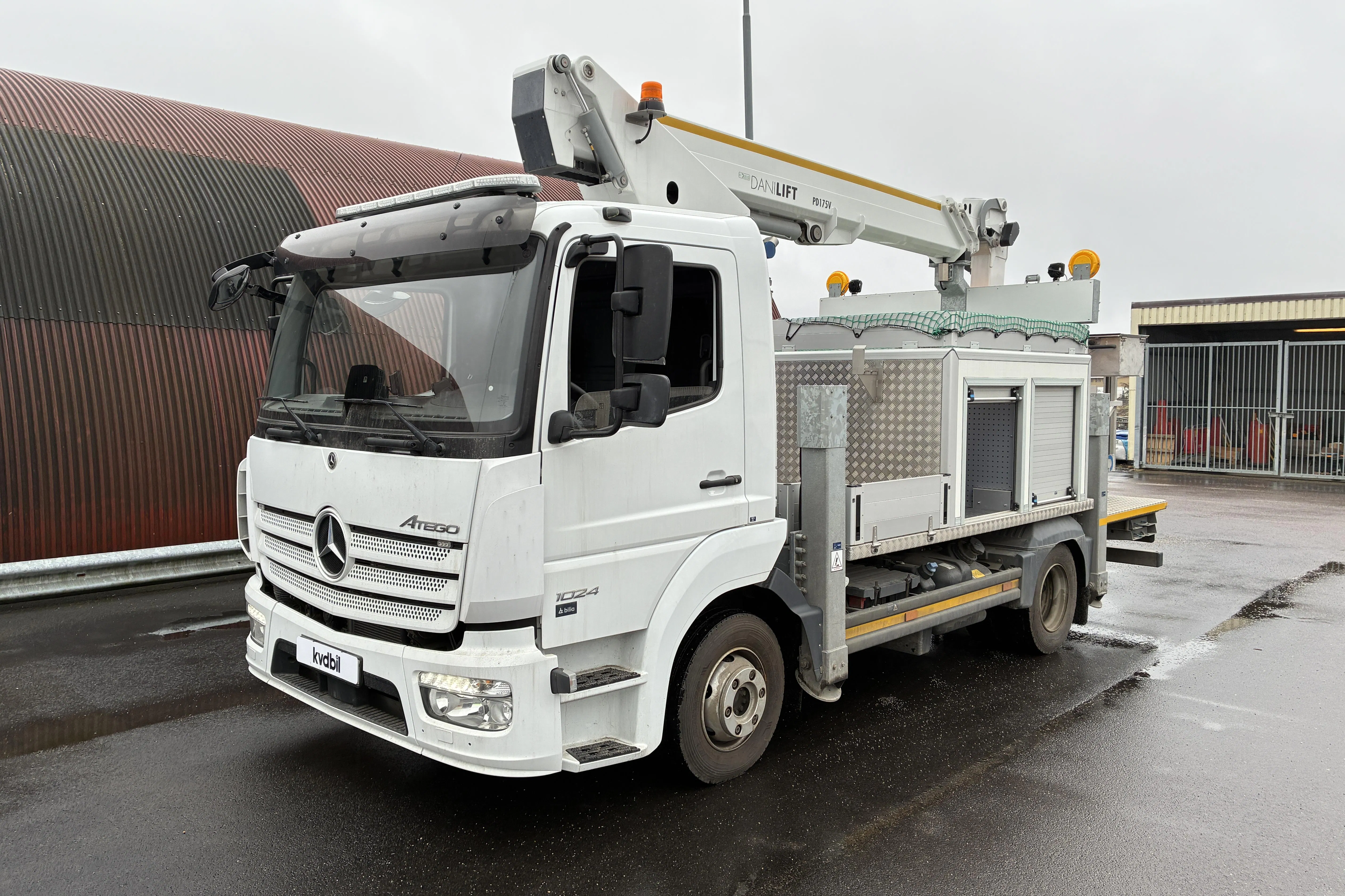 Presentationsfoto 1 av 60: MERCEDES ATEGO 1024 - 8 706 km - Automat - vit - 2022