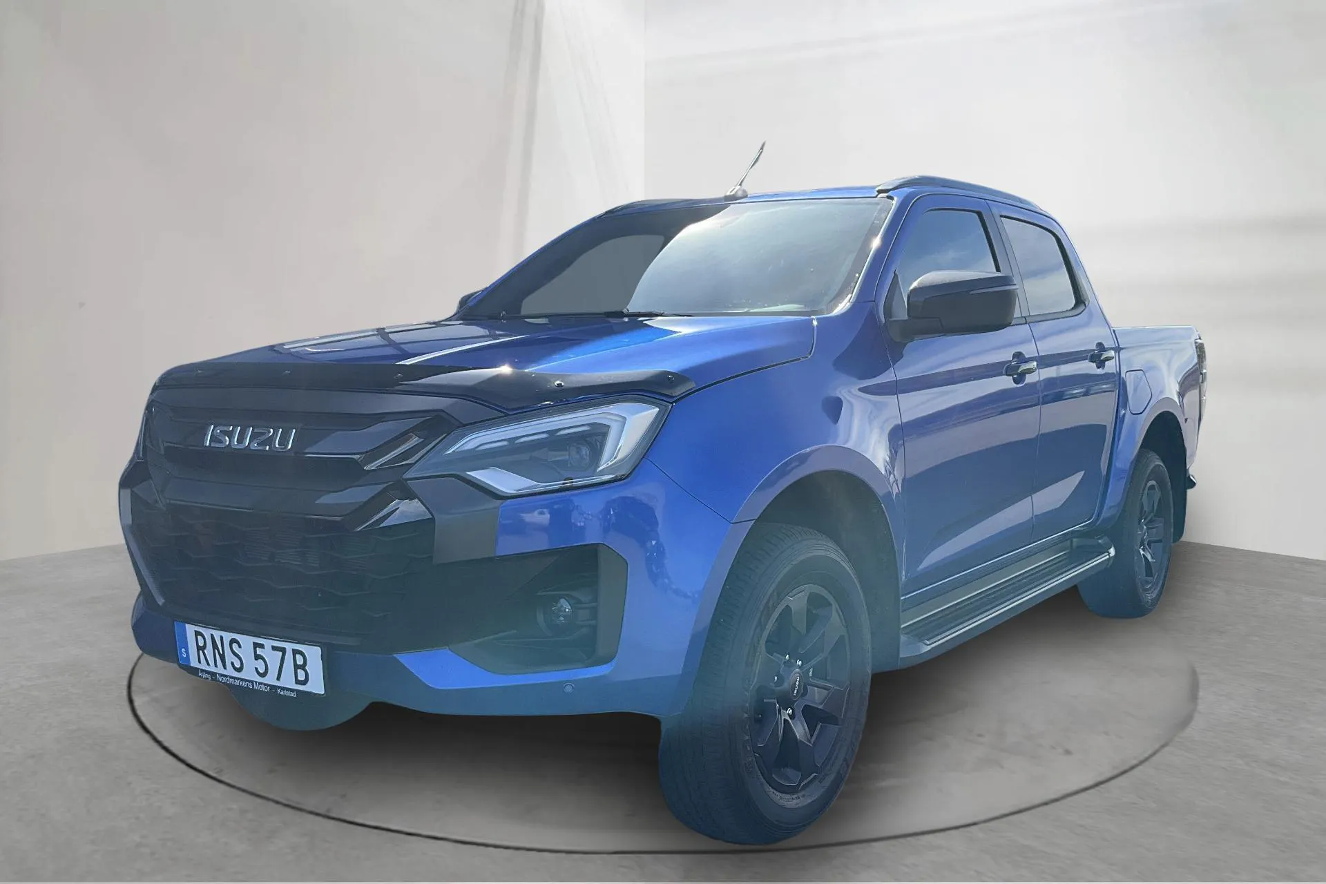 Presentation photo 1 of 16: Isuzu D-MAX 1.9 DDI CNG 4WD (164hk) - 240 km - Automatic - blue - 2024