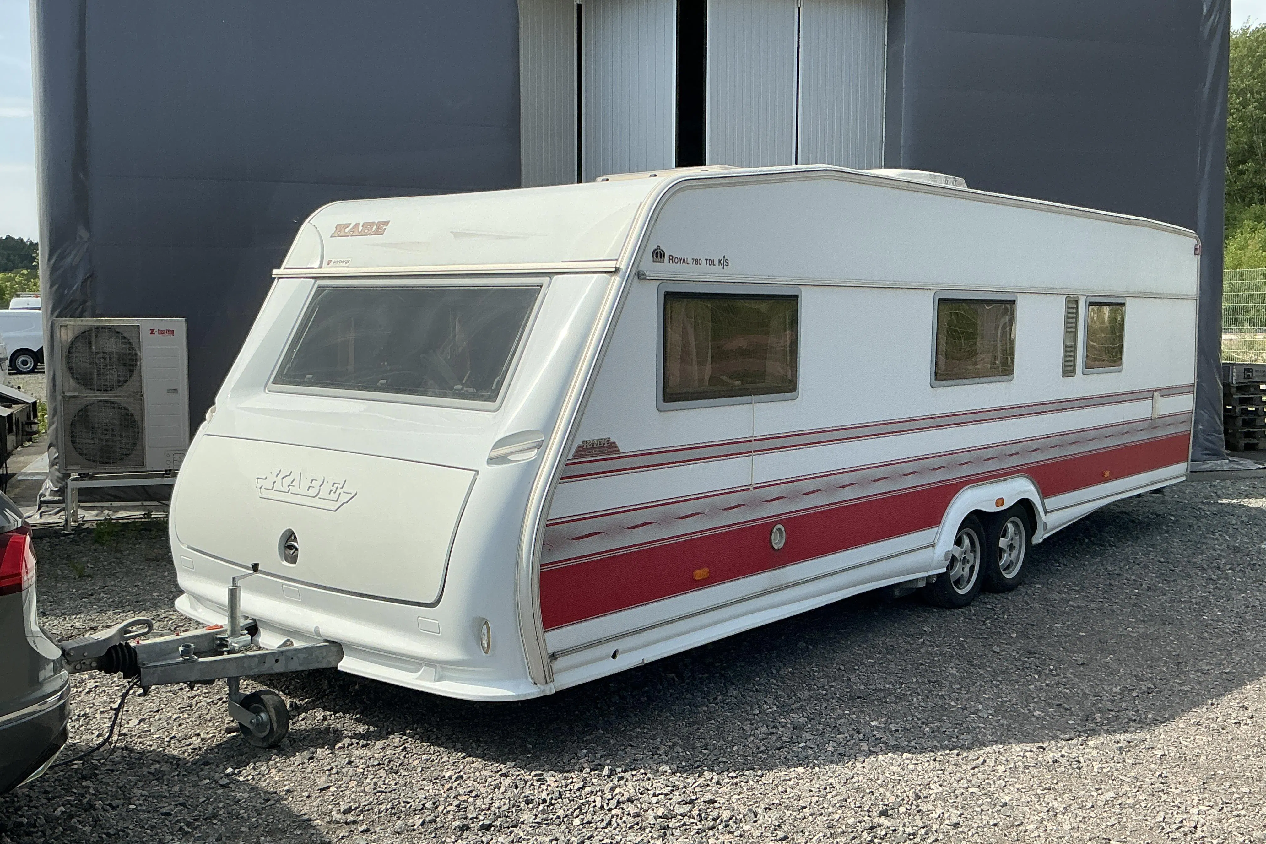 Presentation photo 1 of 31: KABE ROYAL 780 TDL KS Husvagn med AC mm - 0 km - white - 2008