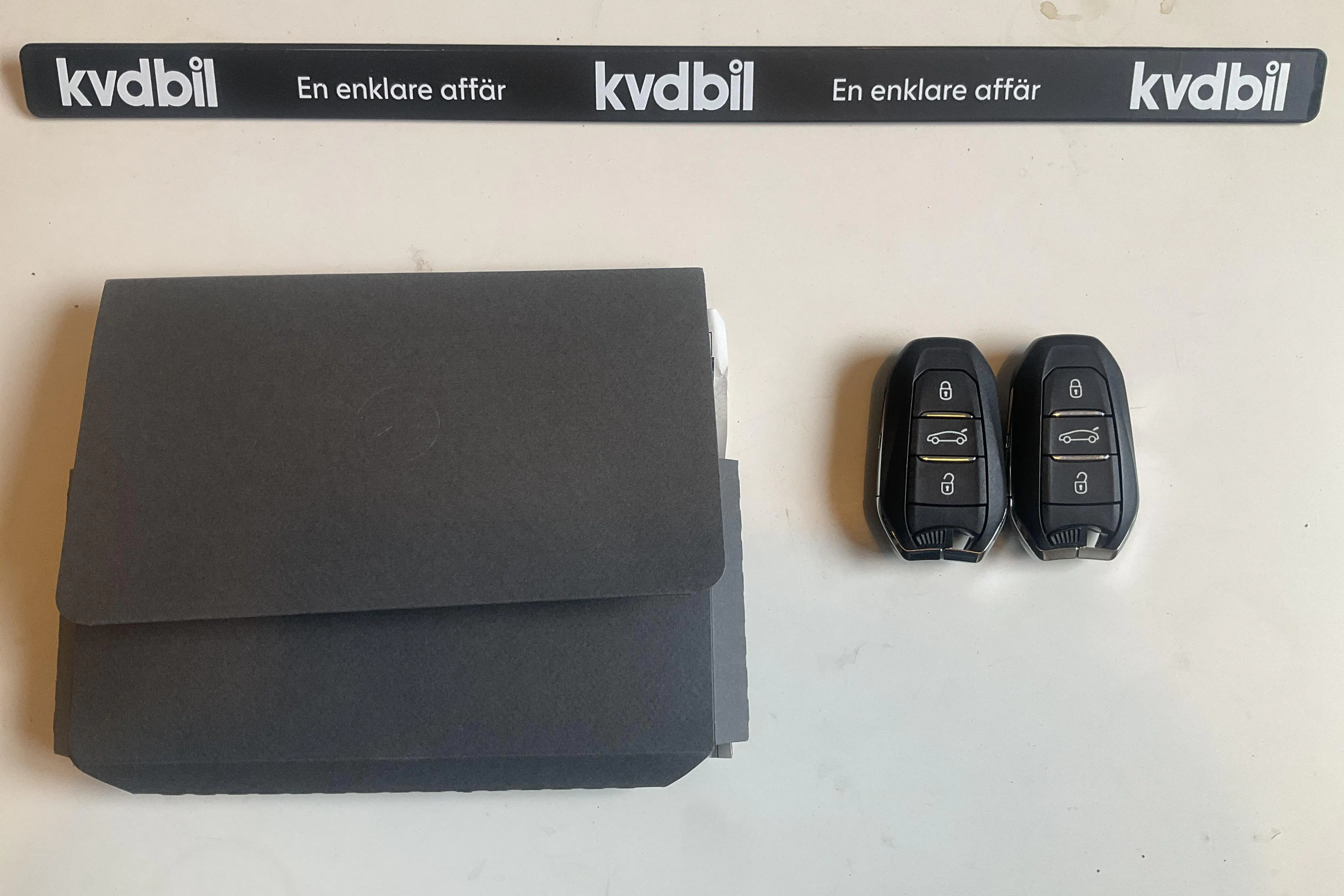 Presentation photo 21 of 21: Opel Mokka-e (136hk) - 31 250 km - Automatic - green - 2022