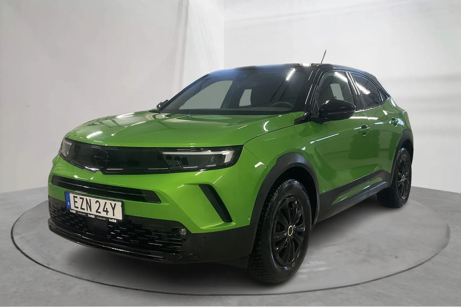 Presentation photo 1 of 21: Opel Mokka-e (136hk) - 31 250 km - Automatic - green - 2022