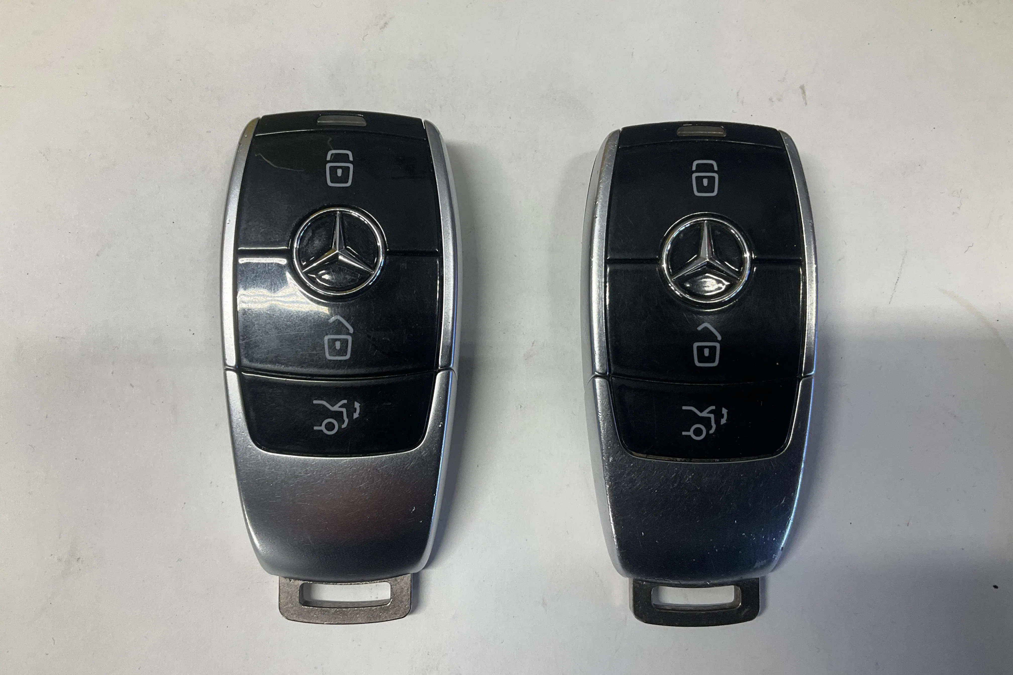 Presentationsfoto 20 av 20: Mercedes E 300 de Kombi S213 (316hk) - 13 254 mil - Automat - grå - 2020