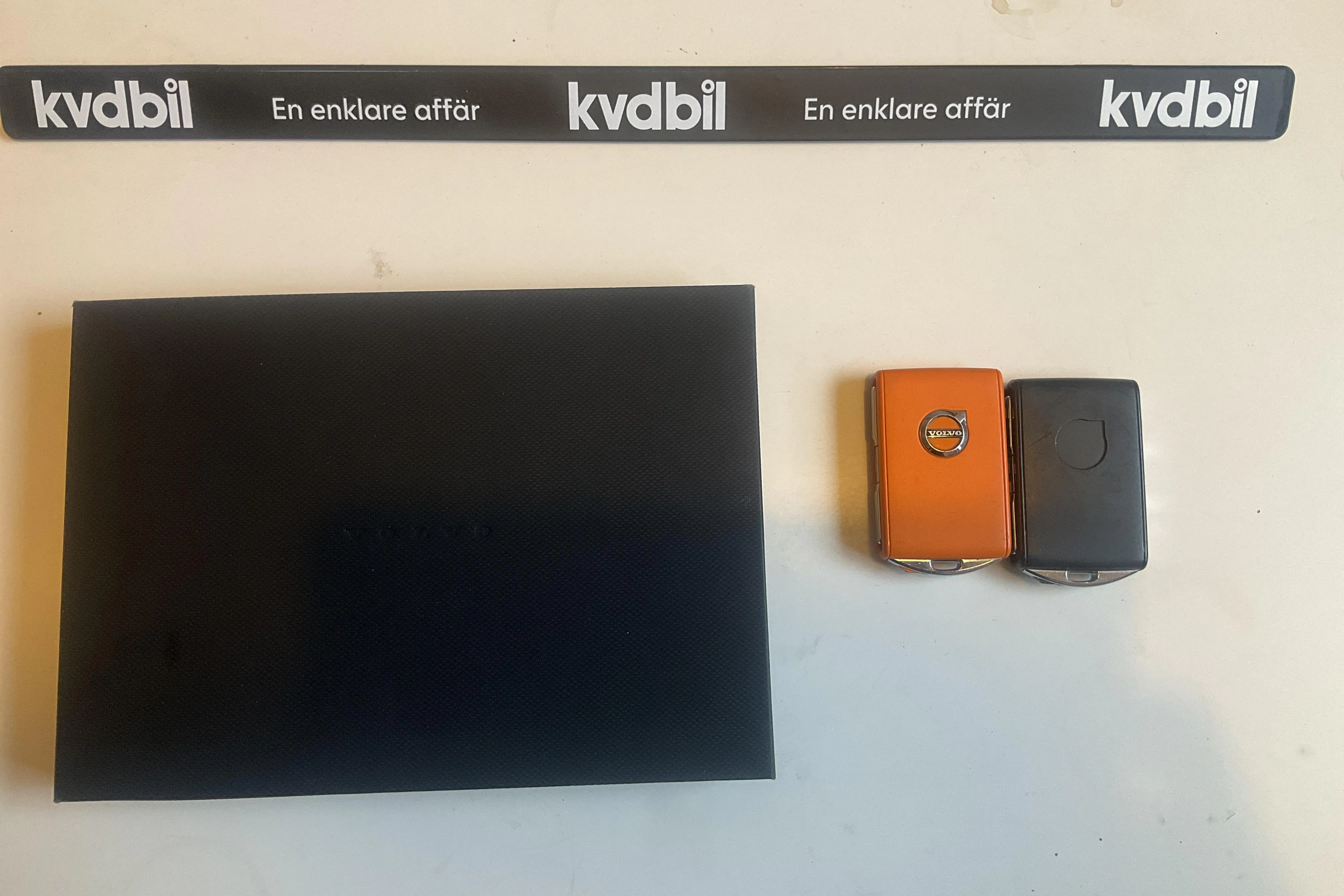 Presentation photo 30 of 30: Volvo XC60 T6 AWD Recharge (350hk) - 103 100 km - Automatic - gray - 2023