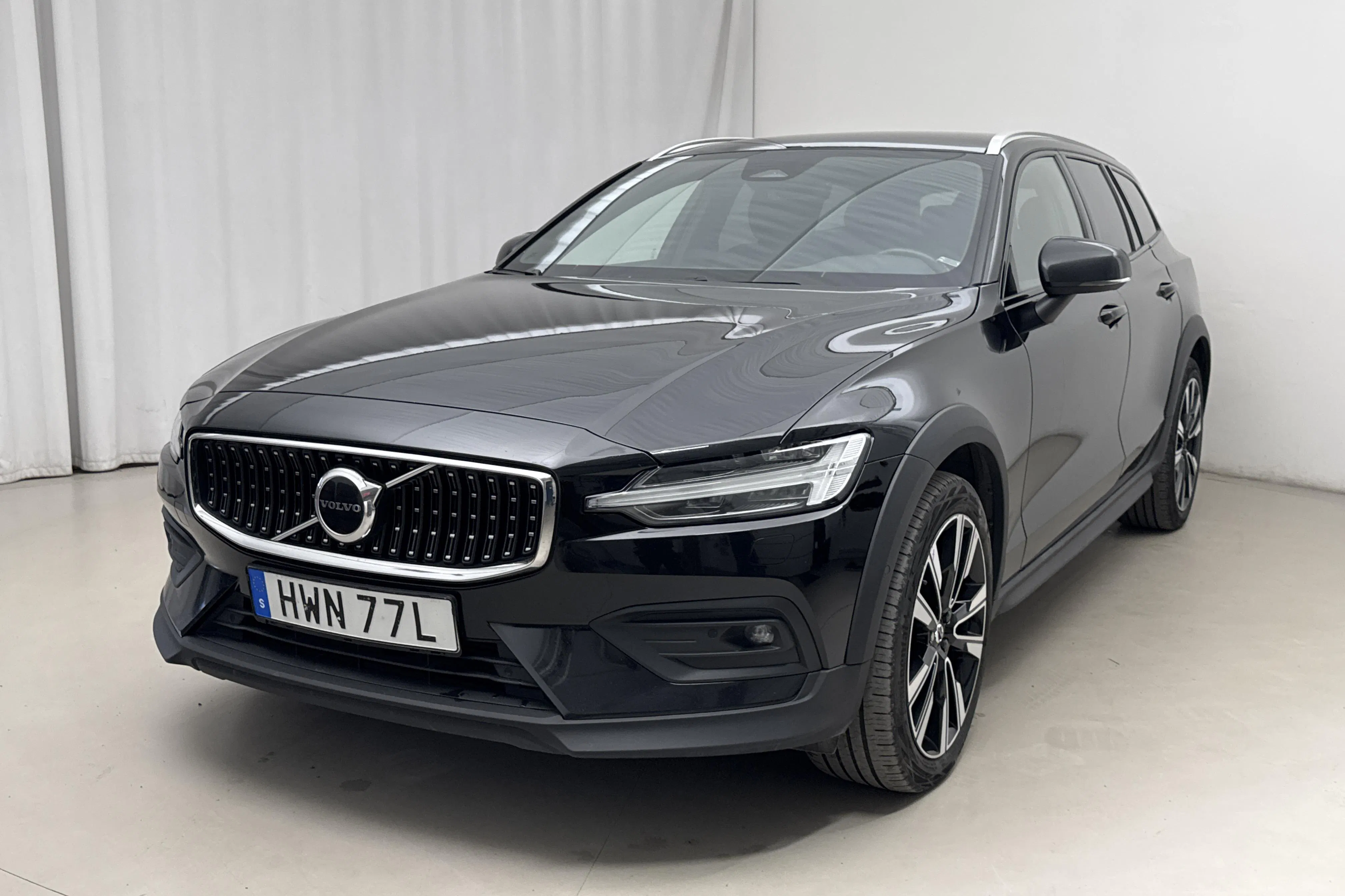 Volvo V60 B4 Cross Country AWD Mildhybrid, Diesel (197hk)