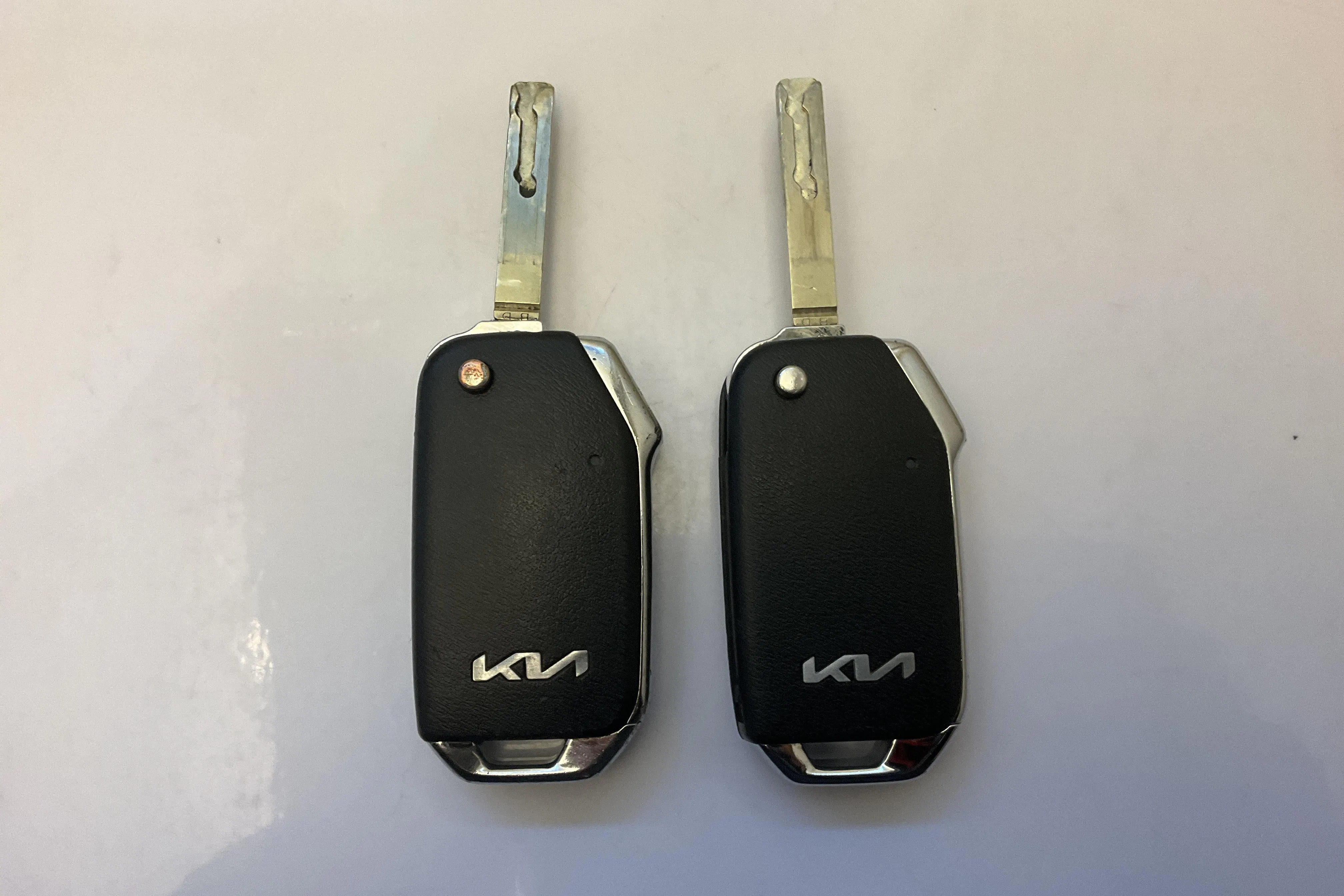 Esittelykuva 19 osoitteesta 19: KIA Niro Plug-in Hybrid 1.6 (141hk) - 126 410 km - Automaattinen - valkoinen - 2022