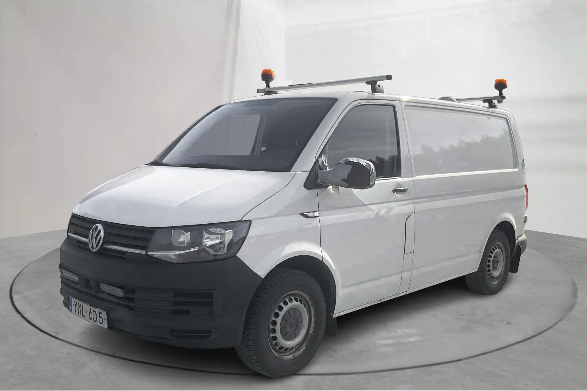 Presentation photo 1 of 13: VW Transporter T6 2.0 TDI BMT Skåp 4MOTION (150hk) - 209 580 km - Manual - white - 2018