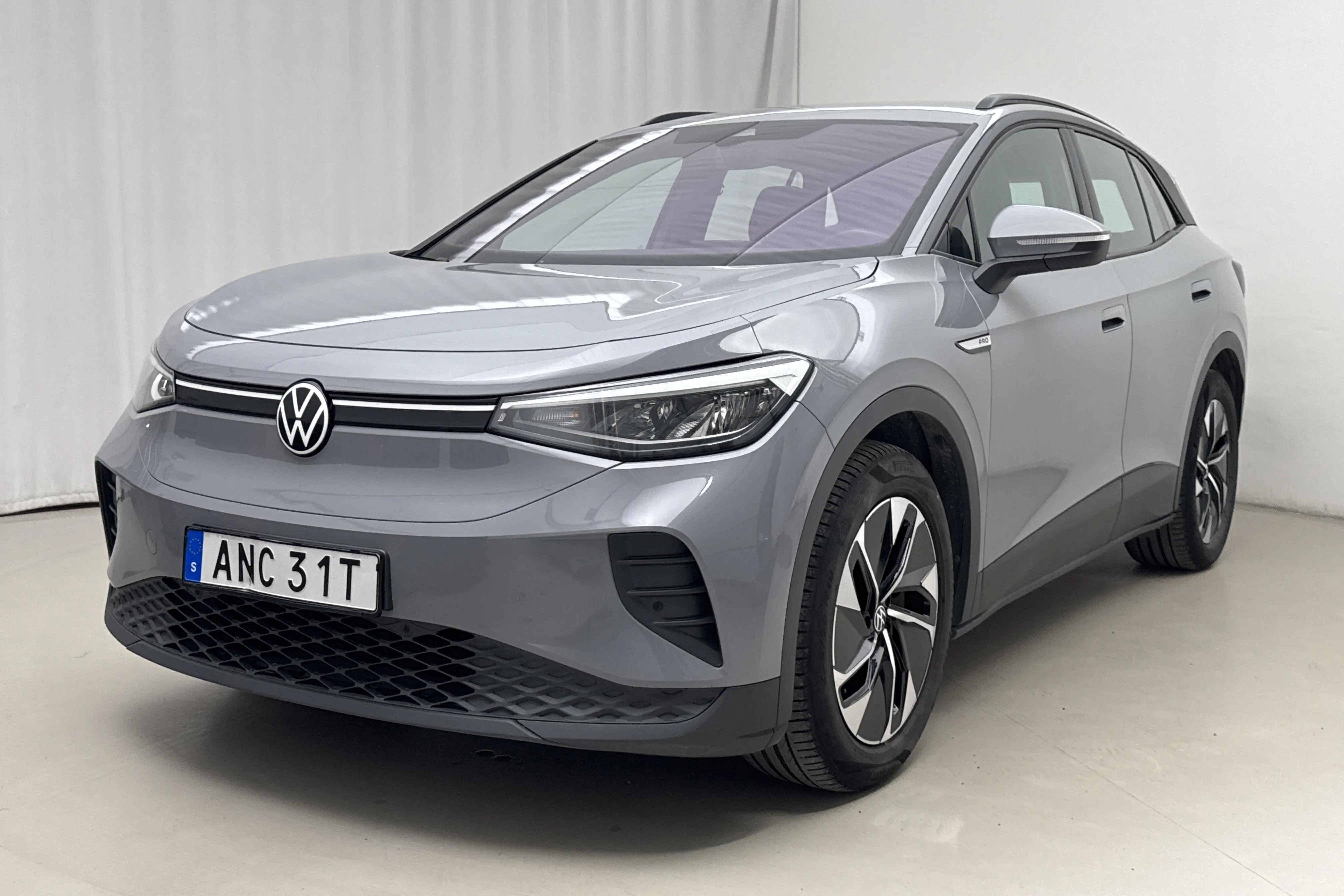 Presentationsfoto 1 av 20: VW ID.4 77kWh (204hk) - 11 831 mil - Automat - grå - 2022