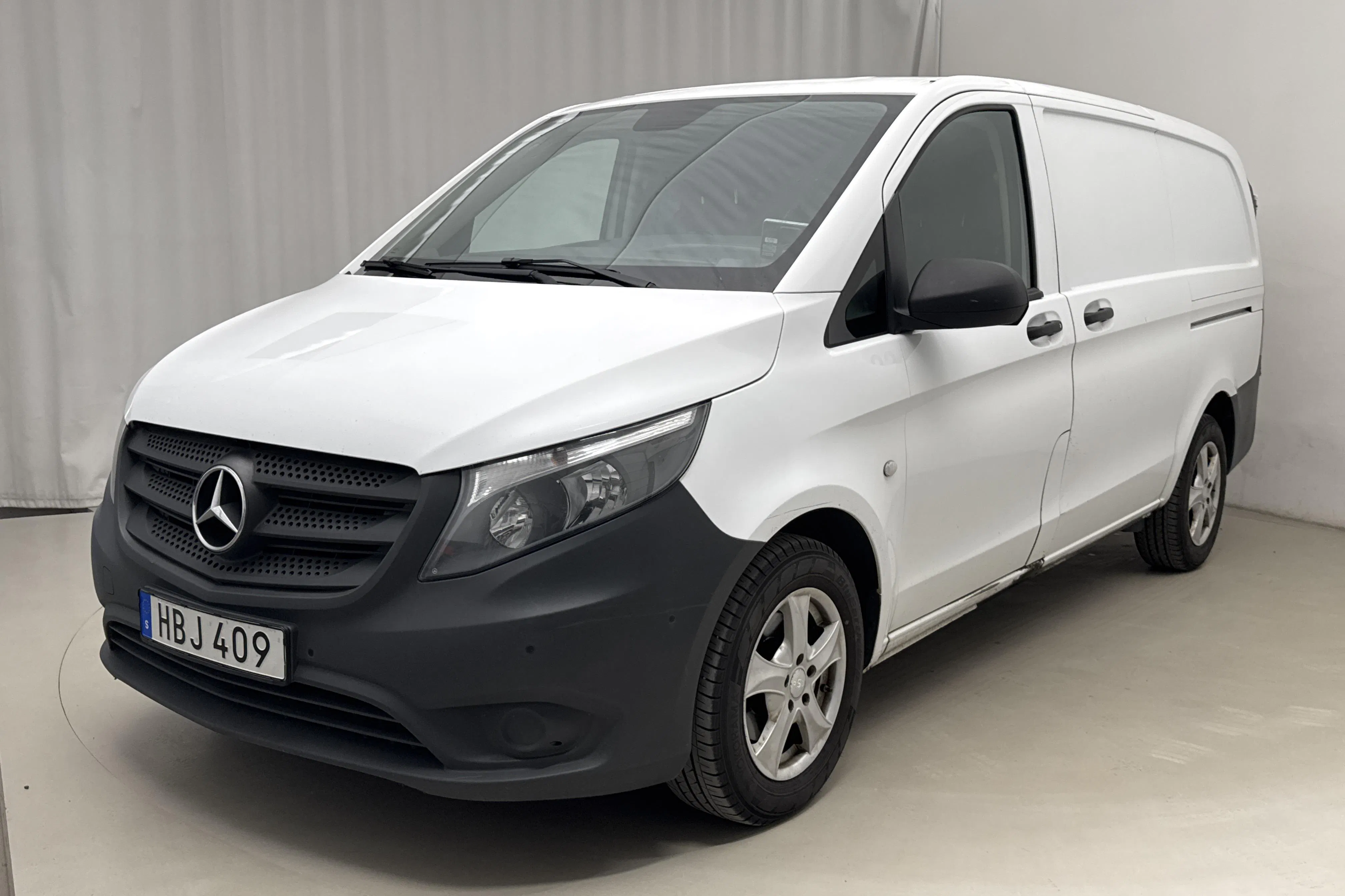 Presentation photo 1 of 13: Mercedes Vito 116 CDI W640 (163hk) - 157 330 km - Automatic - white - 2015