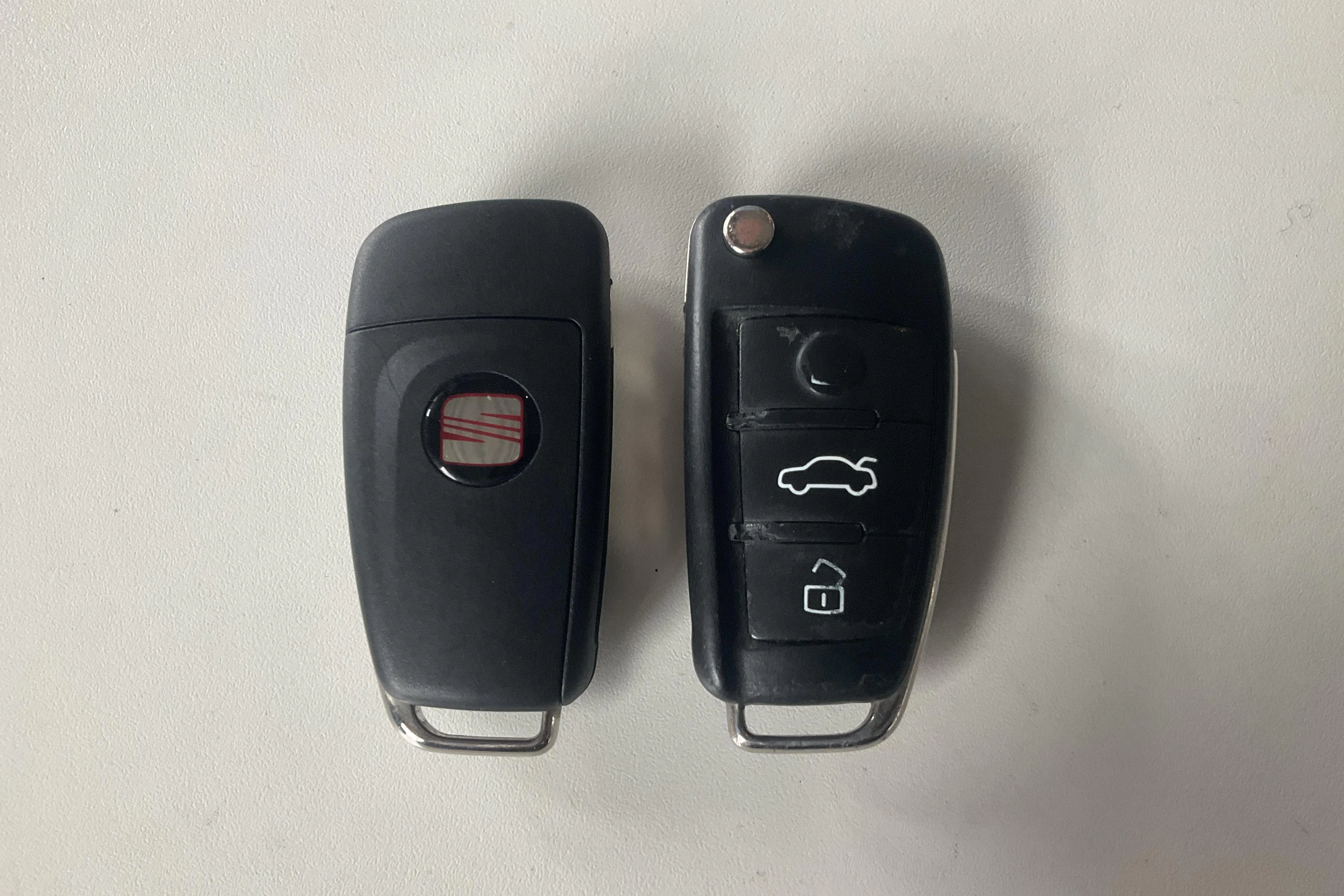 Presentation photo 14 of 14: Seat Exeo ST 2.0 TDI (170hk) - 143 530 km - Manual - white - 2012