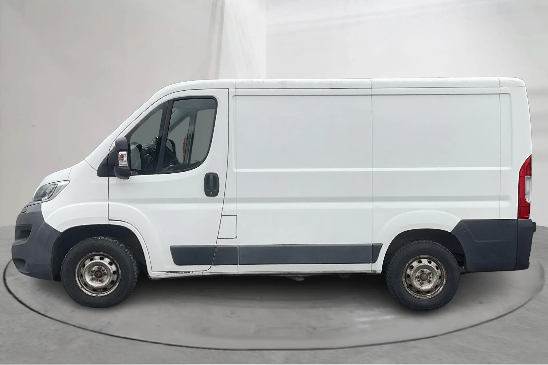 Presentationsfoto 2 av 14: Citroën Jumper III 2.2 e-HDi Skåp (110hk) - 17 193 mil - Manuell - vit - 2015