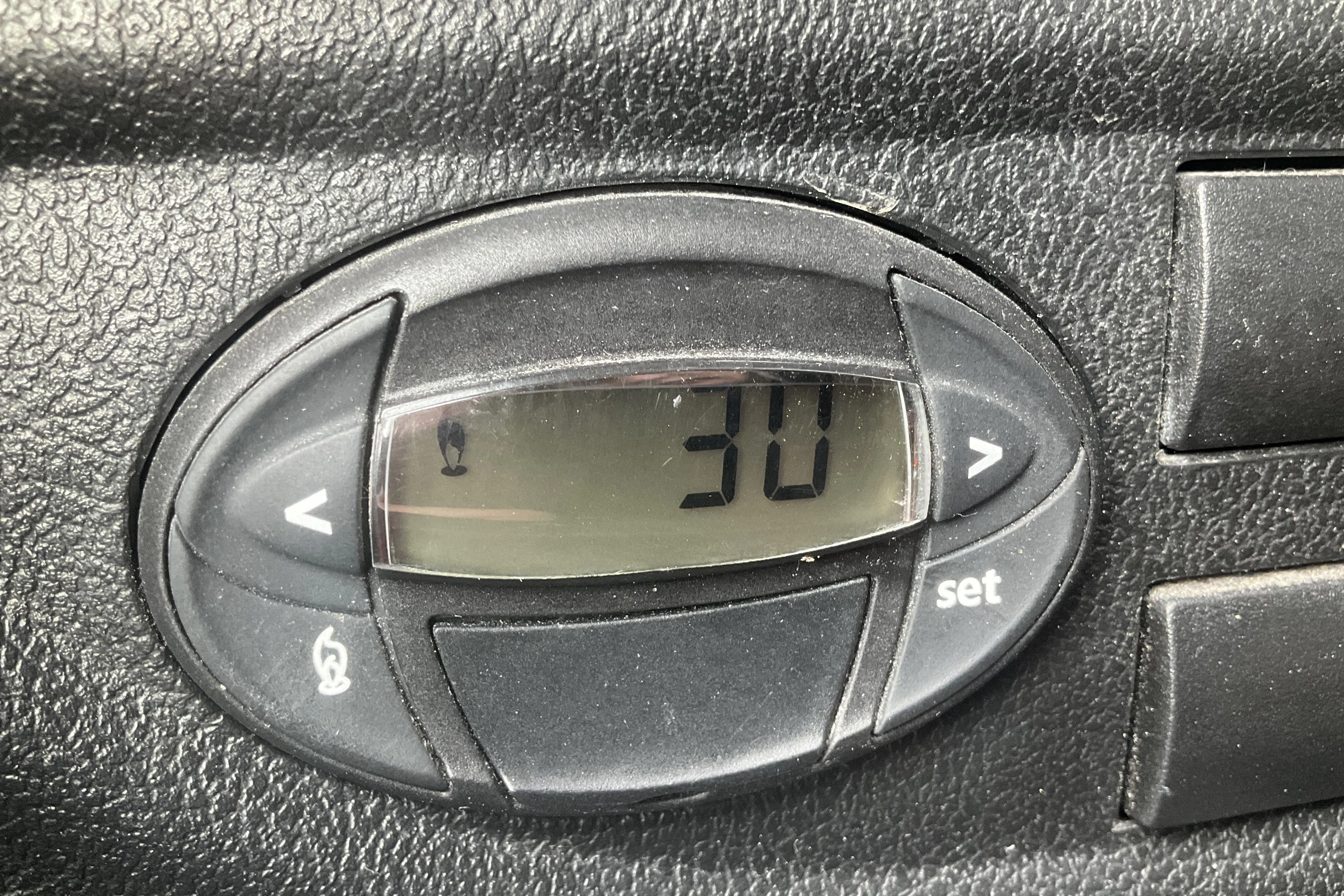 Presentationsfoto 14 av 14: Citroën Jumper III 2.2 e-HDi Skåp (110hk) - 17 193 mil - Manuell - vit - 2015