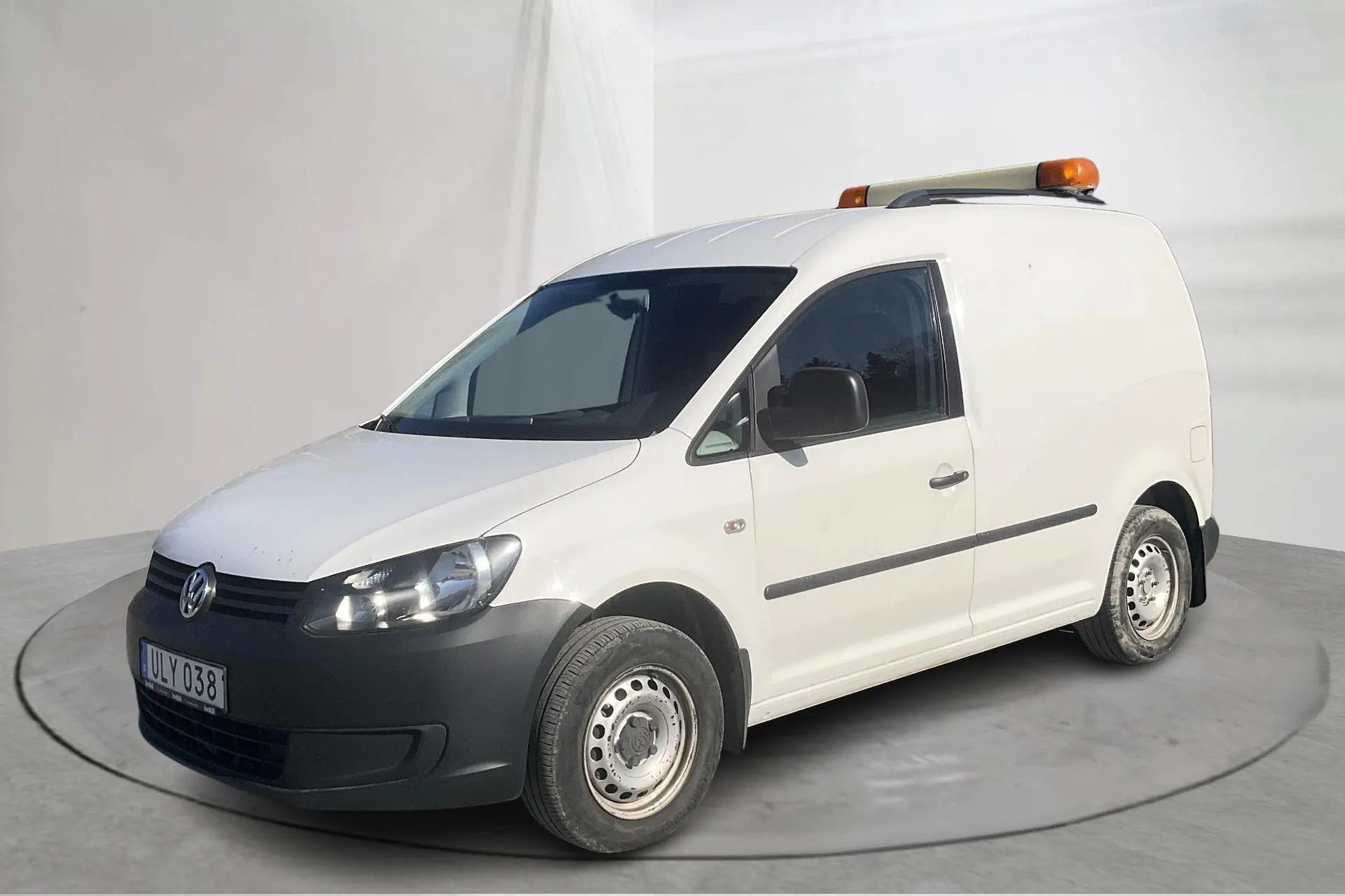 Presentation photo 1 of 14: VW Caddy 1.6 TDI Skåp (102hk) - 142 710 km - Manual - white - 2015