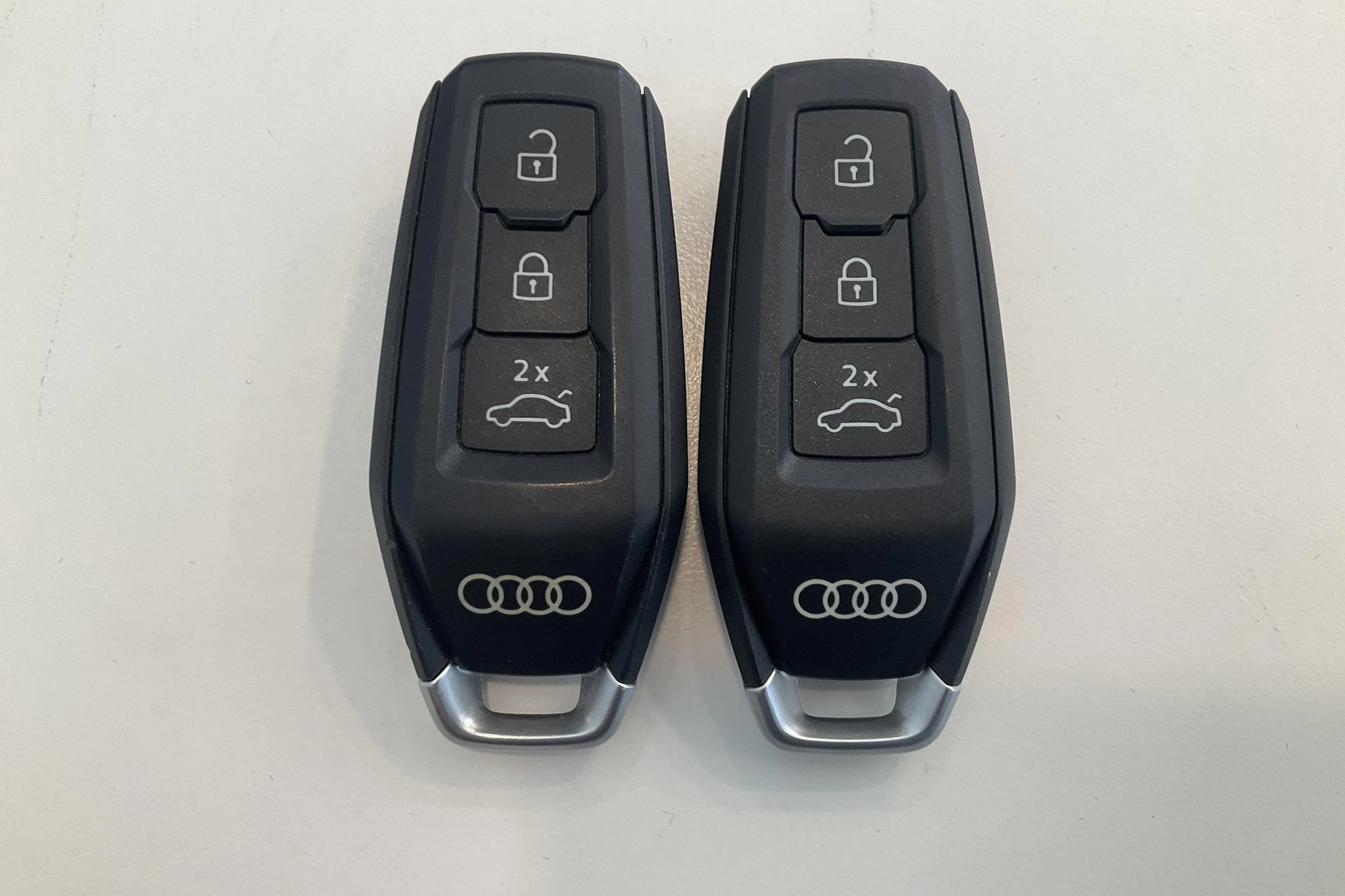 Presentationsfoto 26 av 26: Audi Q6 e-tron quattro 100kWh (388hk) - 4 876 mil - Automat - grå - 2025