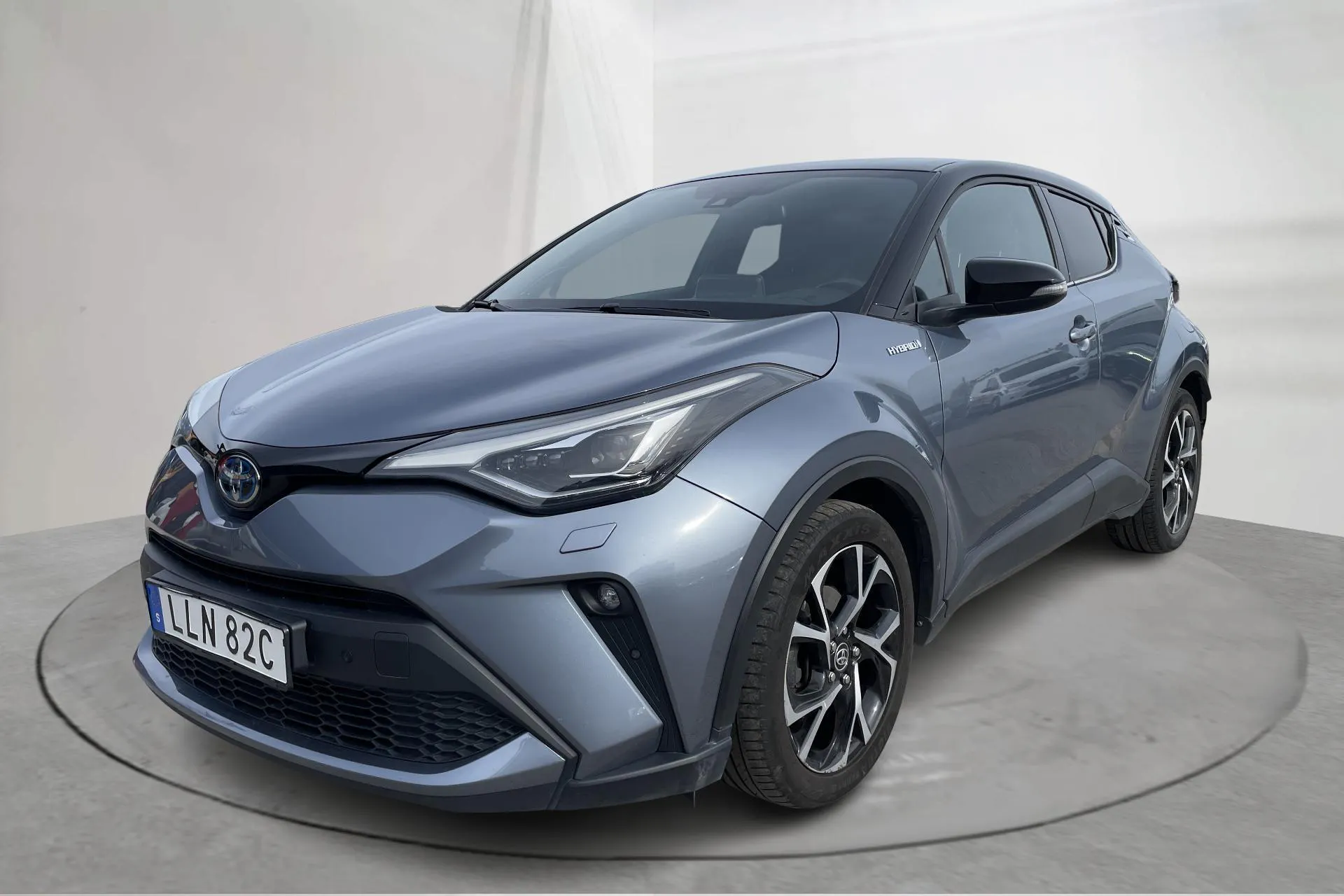 Toyota C-HR 2.0 HSD (184hk)