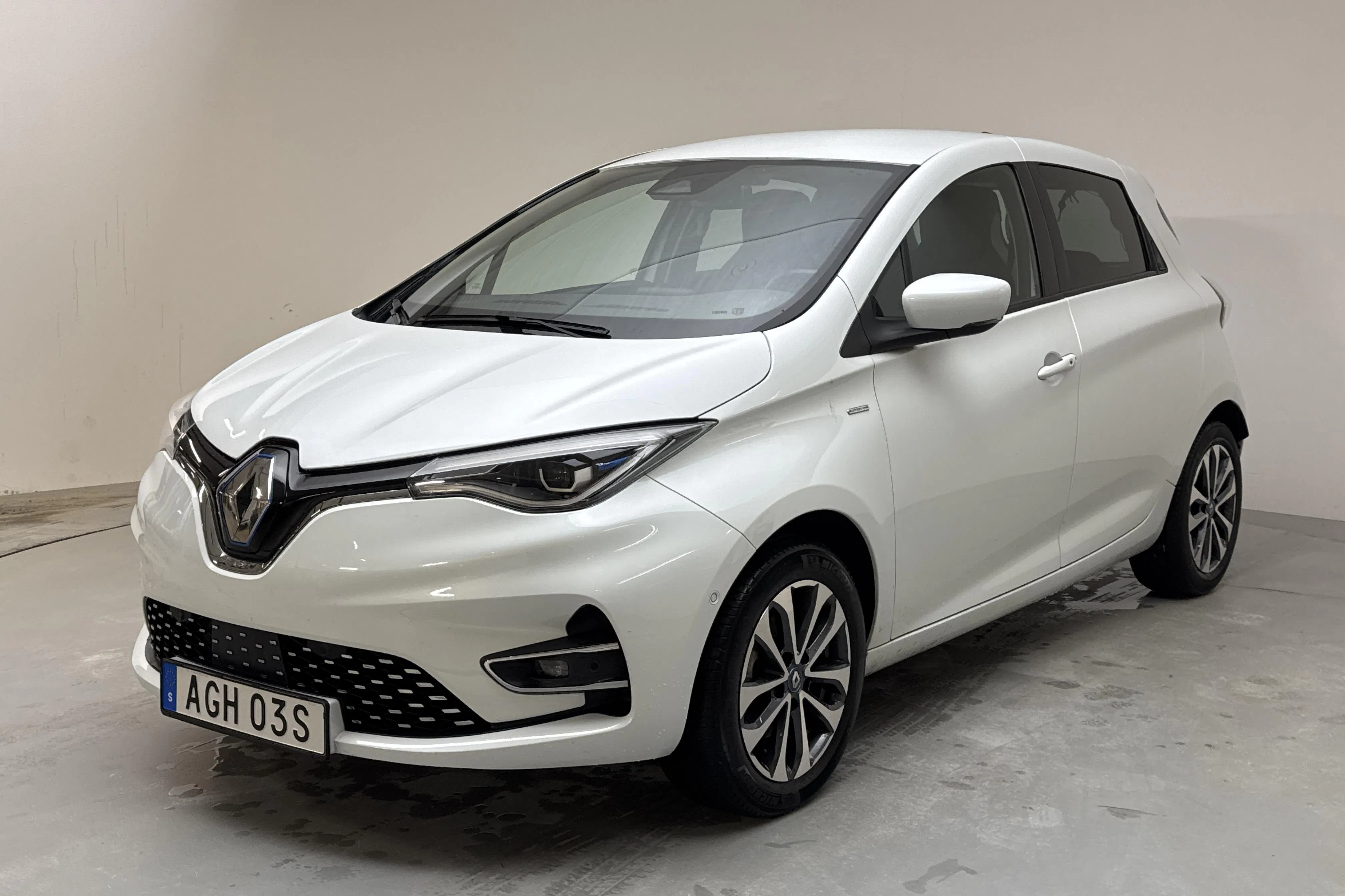 Presentationsfoto 1 av 20: Renault Zoe 52kWh R135 (135hk) - 5 045 mil - Automat - 2020