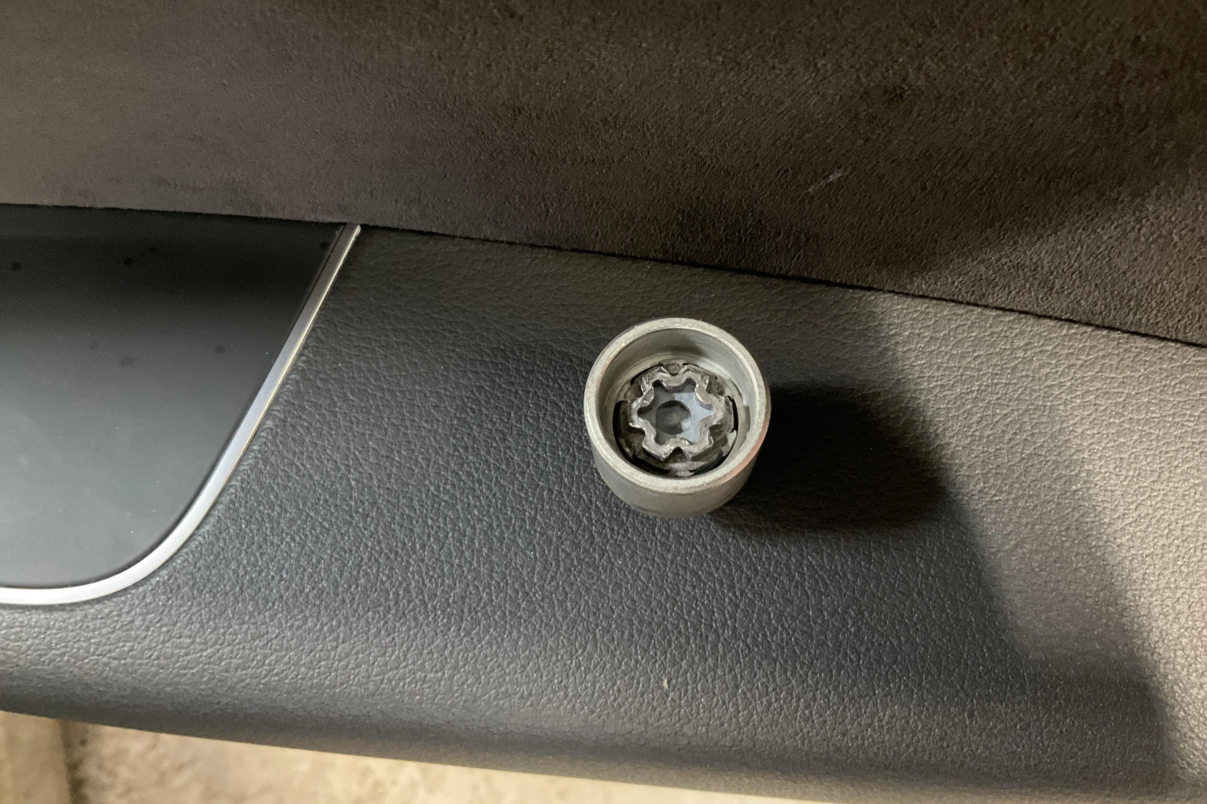 Presentation photo 20 of 20: Audi A8 55 TFSI quattro (340hk) - 188 810 km - Automatic - blue - 2018