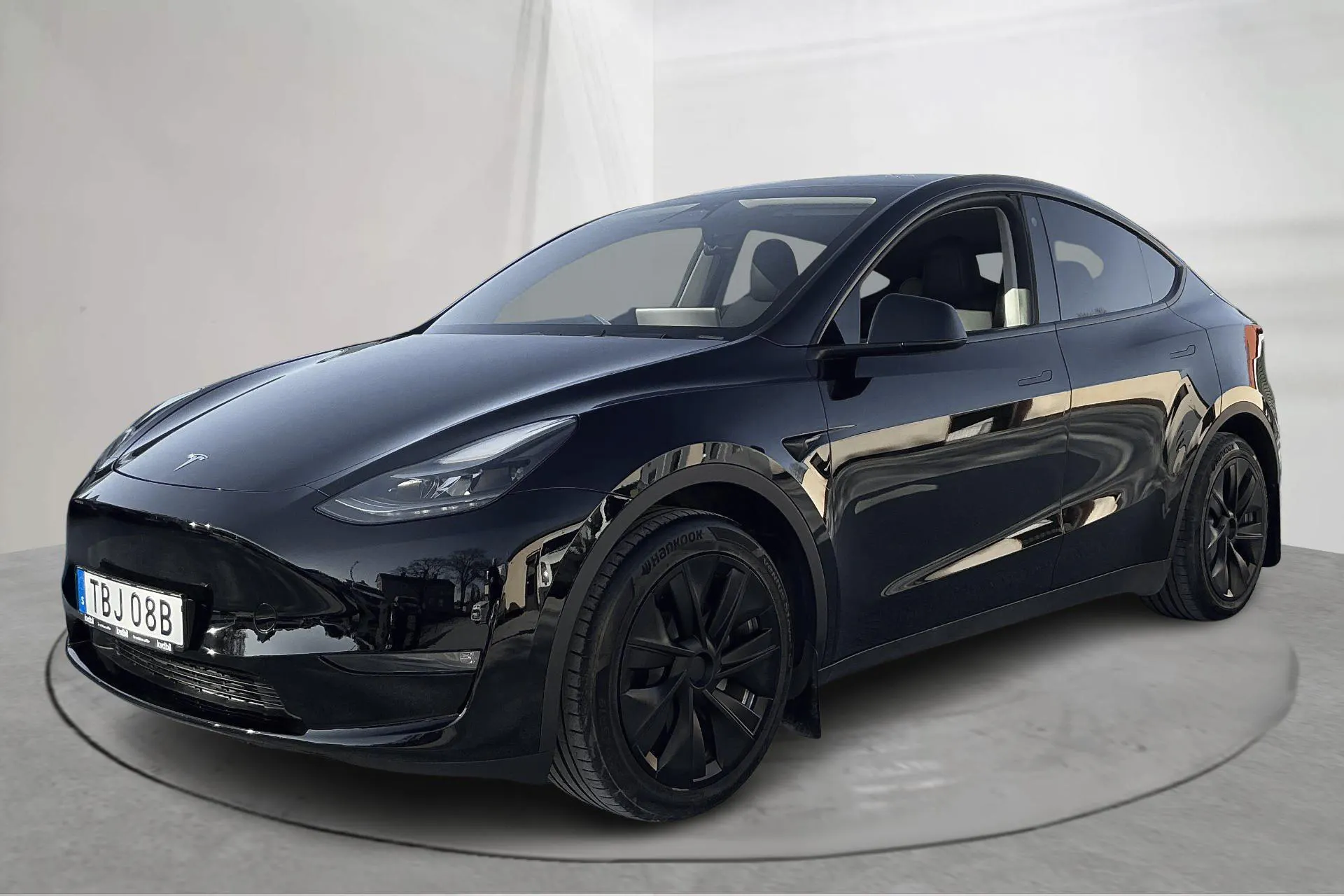 Tesla Model Y Long Range Dual Motor AWD